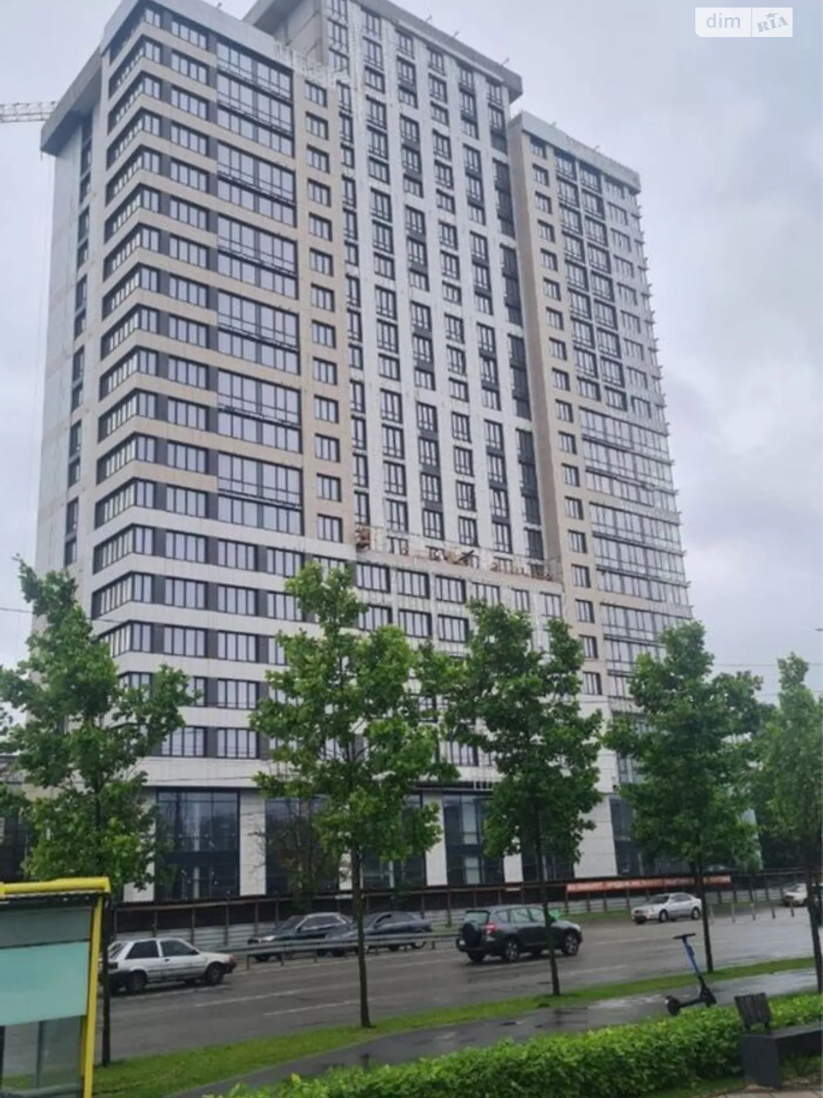 Продается 3-комнатная квартира 80 кв. м в Днепре, ул. Набережная Победы, 40Д - фото 1