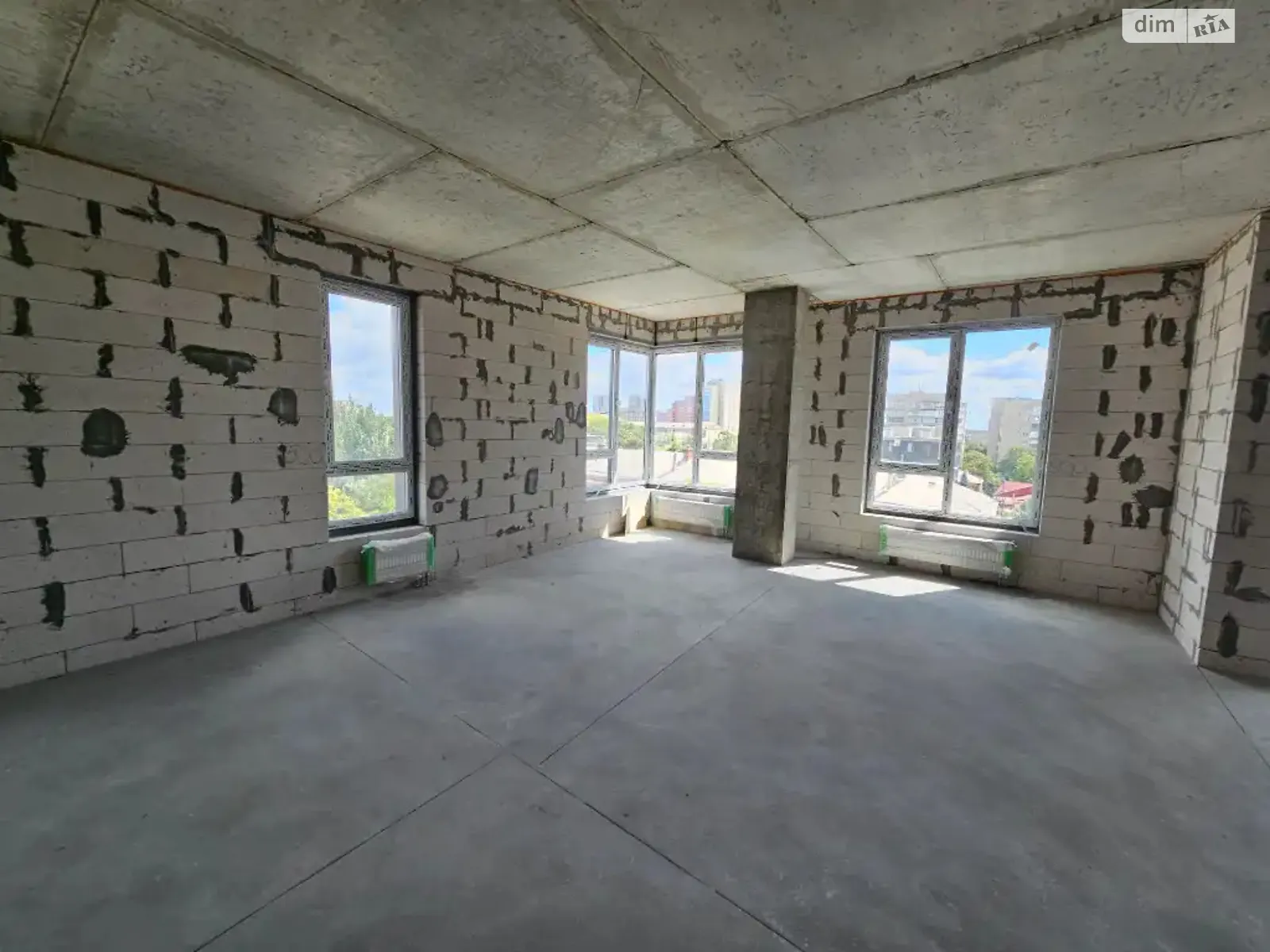 Продается 4-комнатная квартира 147 кв. м в Днепре, ул. Гончара Олеся(Кирова), 40 - фото 1