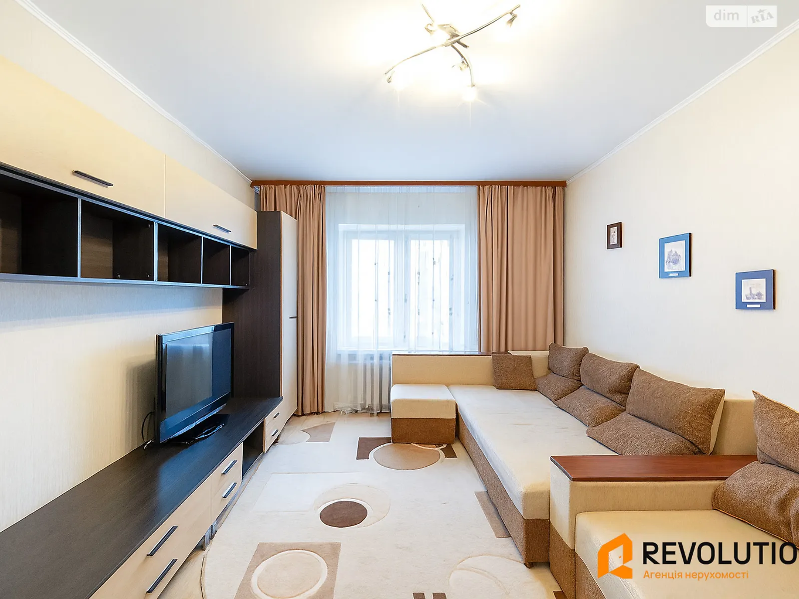 Продается 1-комнатная квартира 42.7 кв. м в Киеве, просп. Петра Григоренко, 18А - фото 1