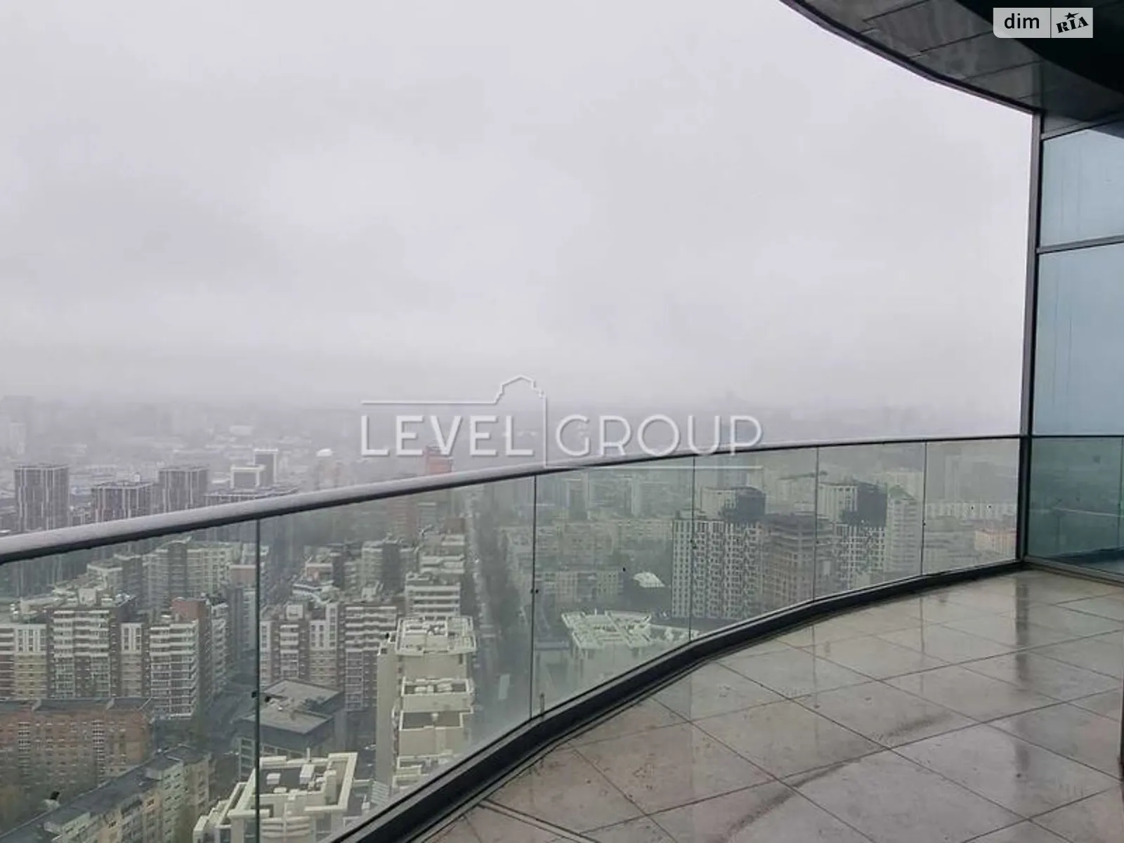 Продається 3-кімнатна квартира 191 кв. м у Києві, вул. Іоанна Павла II(Патріса Лумумби), 12 - фото 1