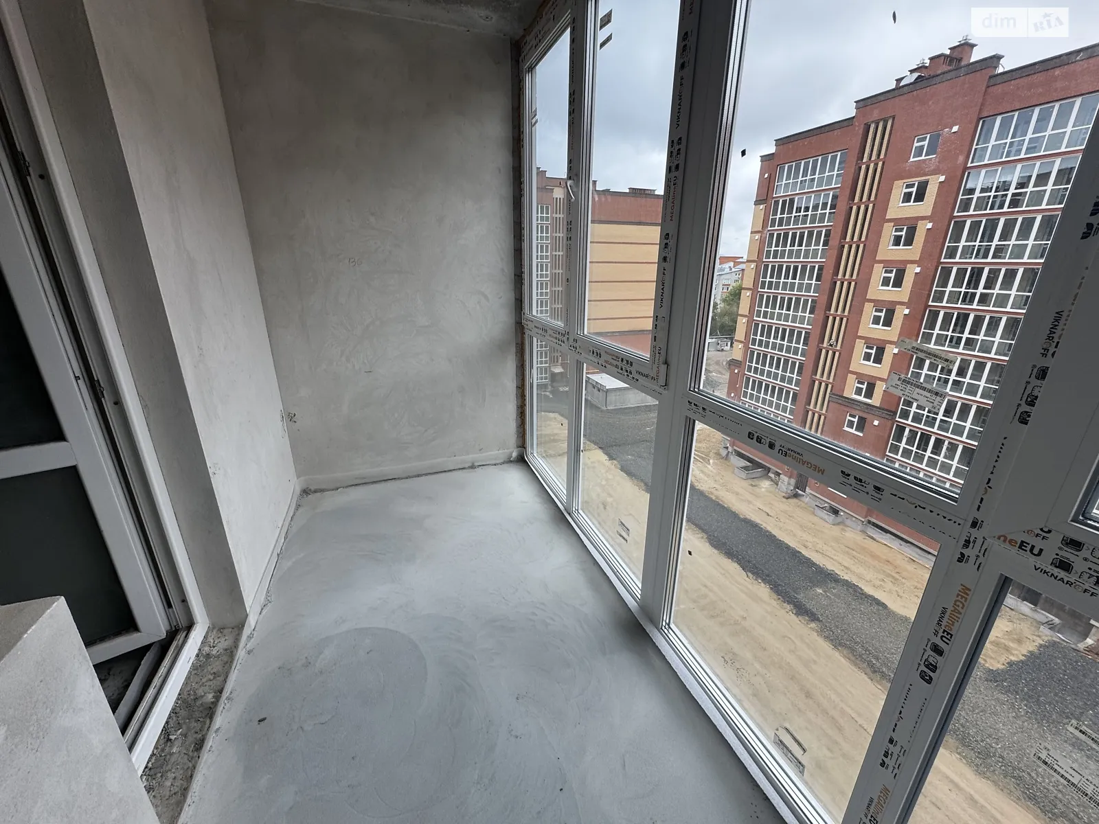 2-комнатная квартира 65 кв. м в Тернополе, ул. Троллейбусная - фото 1