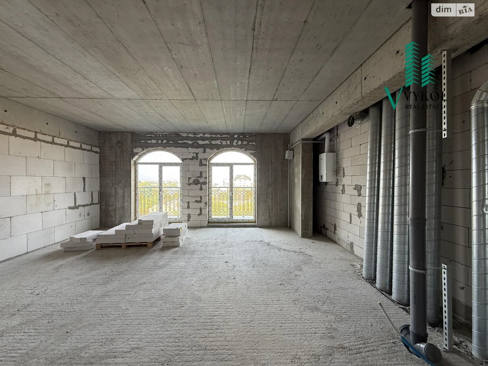 Продається 1-кімнатна квартира 47.9 кв. м у Одесі, вул. Гімназична, 13 - фото 1