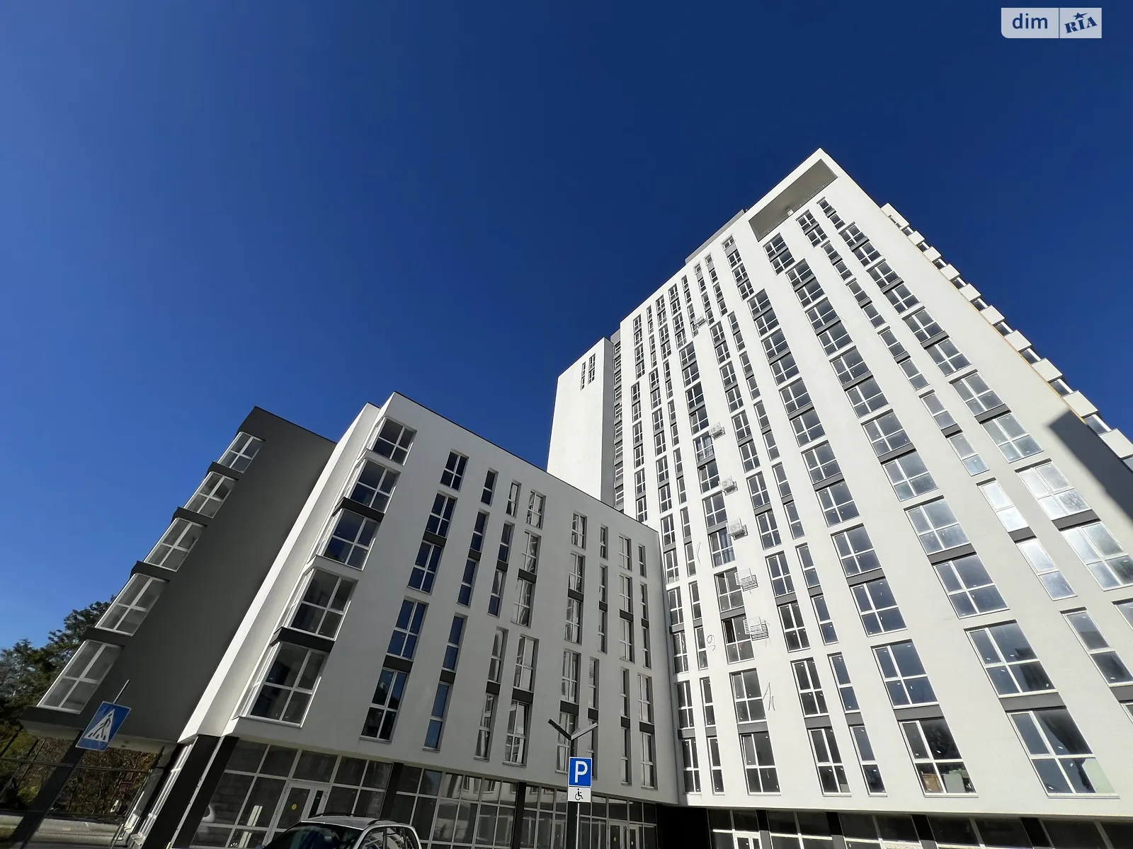 Продается 1-комнатная квартира 44.3 кв. м в Львове, ул. Владимира Великого, 10Б - фото 1