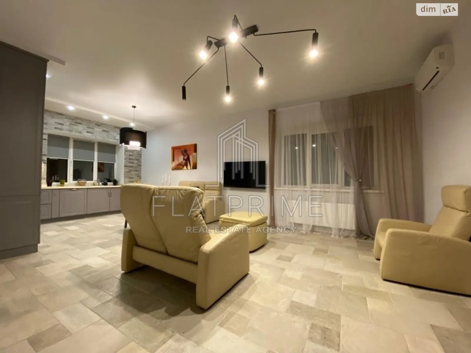 Продается 3-комнатная квартира 216.7 кв. м в Киеве, ул. Конча-Заспинская(Генерала Матыкина), 12 - фото 1