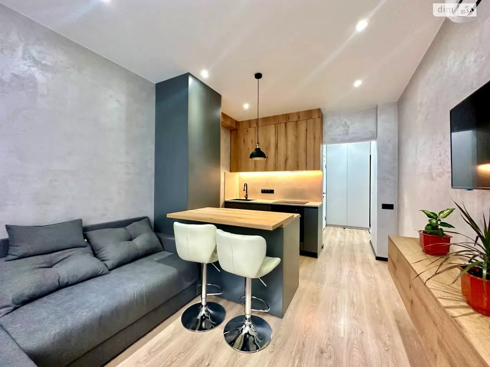 Продается 2-комнатная квартира 58 кв. м в Ирпене, ул. Университетская(Карла Маркса), 3/3 - фото 1