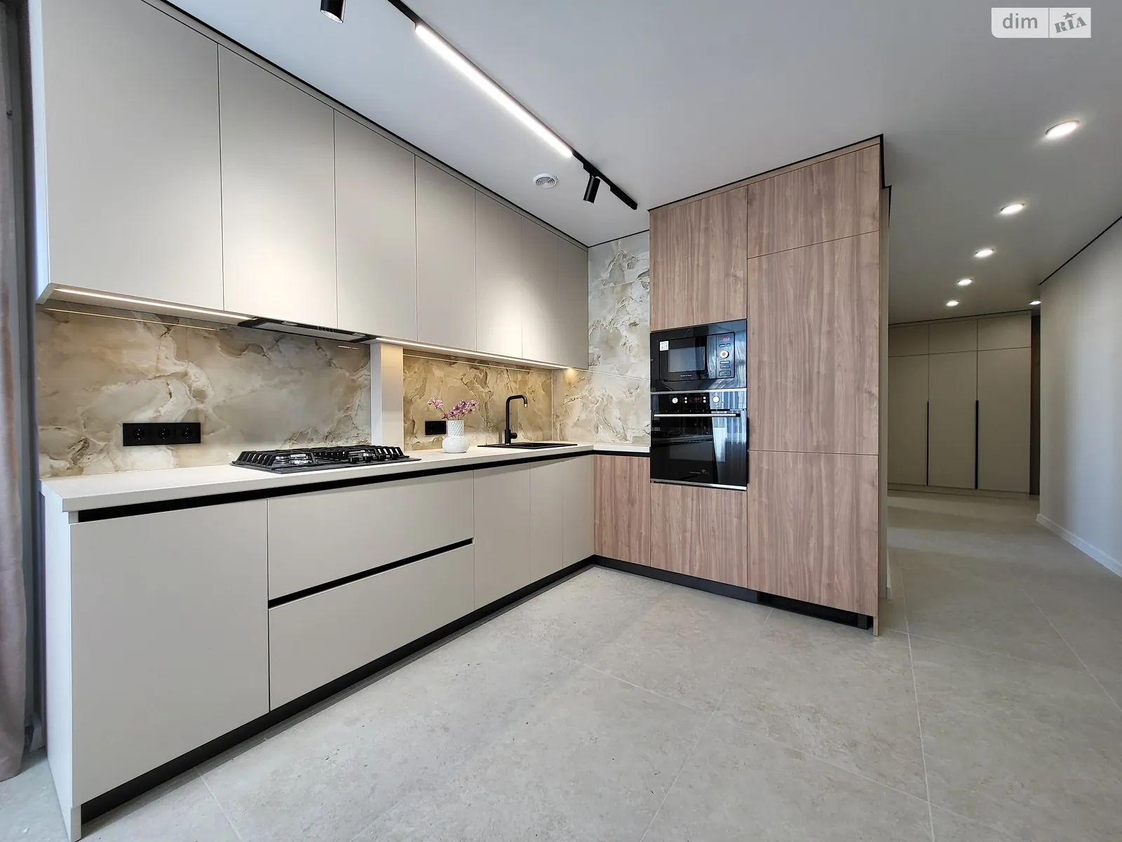 2-комнатная квартира 62 кв. м в Тернополе, ул. Смакулы - фото 1