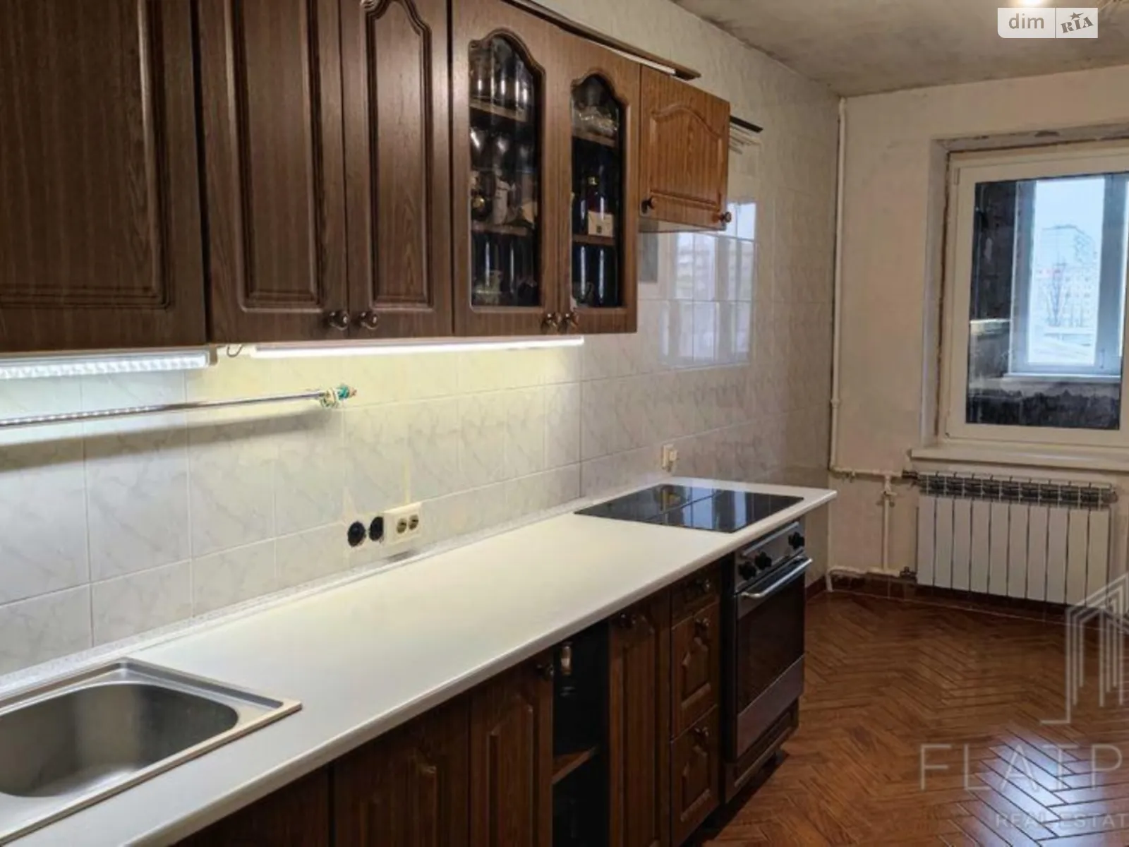 Продається 2-кімнатна квартира 77.8 кв. м у Києві, просп. Володимира Івасюка, 16Б - фото 1