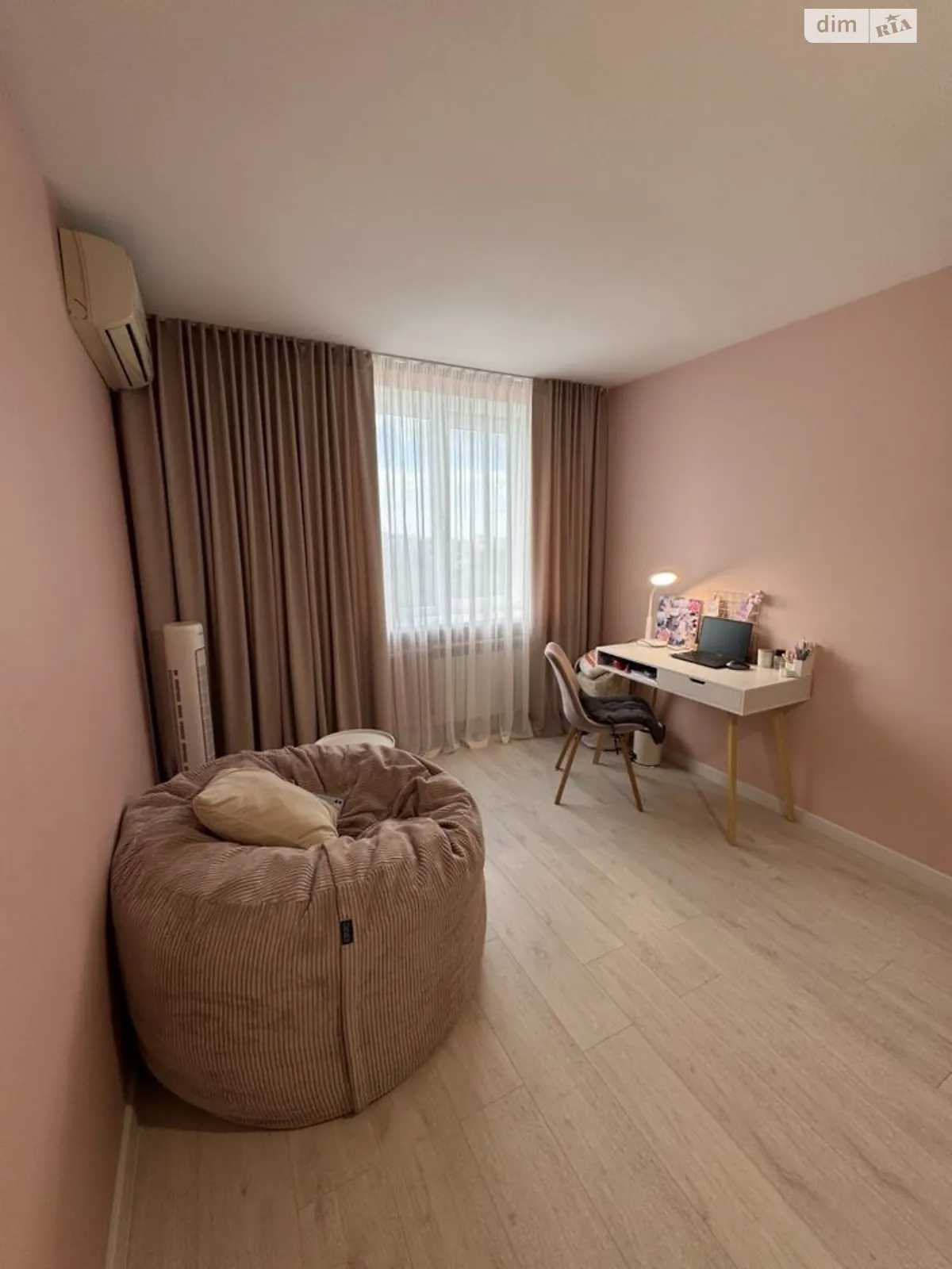 Продается 2-комнатная квартира 52 кв. м в Днепре, ул. Рабочая, 24А - фото 1