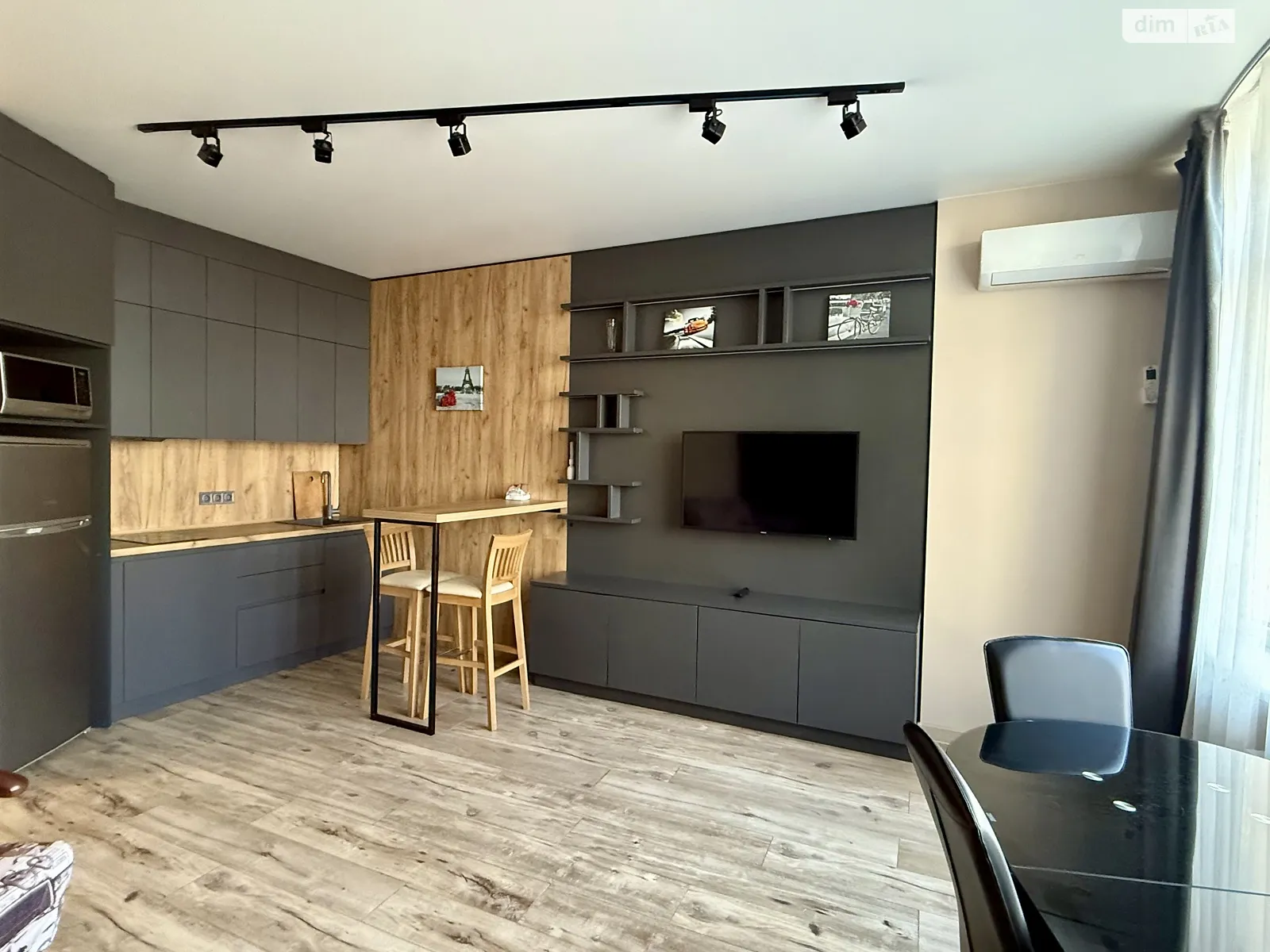 Здається в оренду 1-кімнатна квартира 40 кв. м у Одесі, вул. Валерія Самофалова, 16А/6 - фото 1