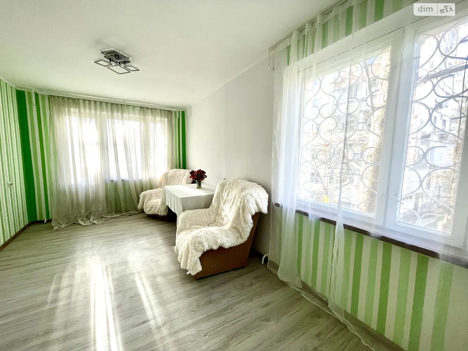 Продается 3-комнатная квартира 59 кв. м в Николаеве, просп. Мира - фото 1