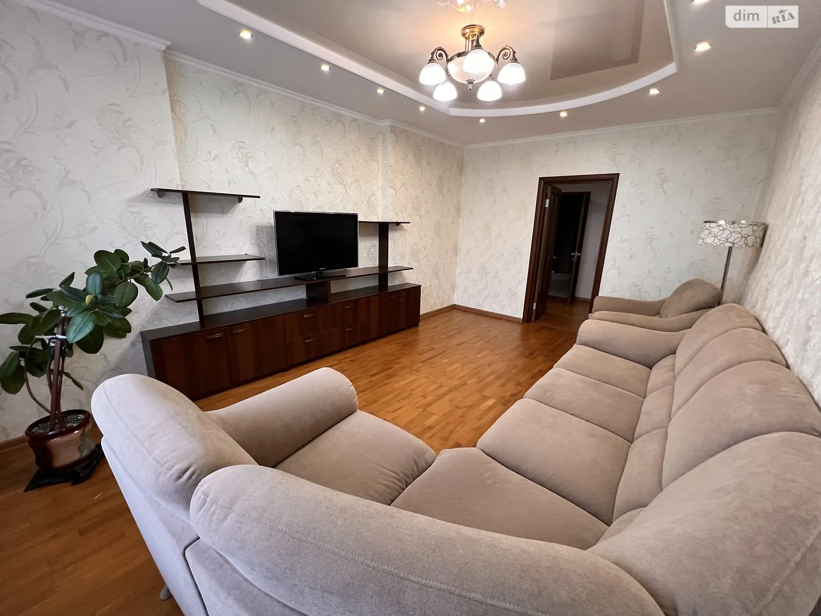 Продается 2-комнатная квартира 78.1 кв. м в Киеве, ул. Драгоманова, 40З - фото 1