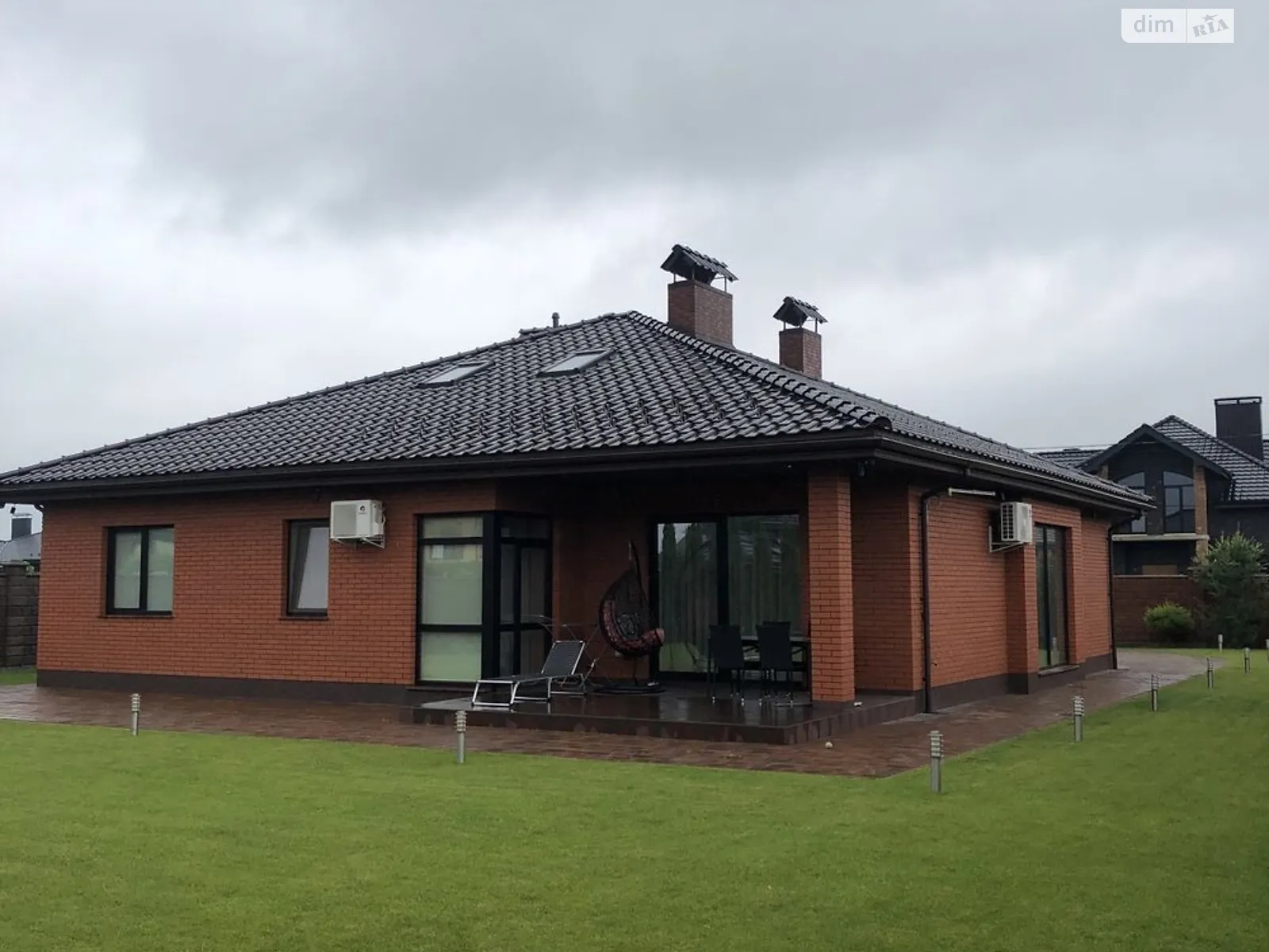 Продается одноэтажный дом 179.1 кв. м с бассейном, цена: 425000 $ - фото 1