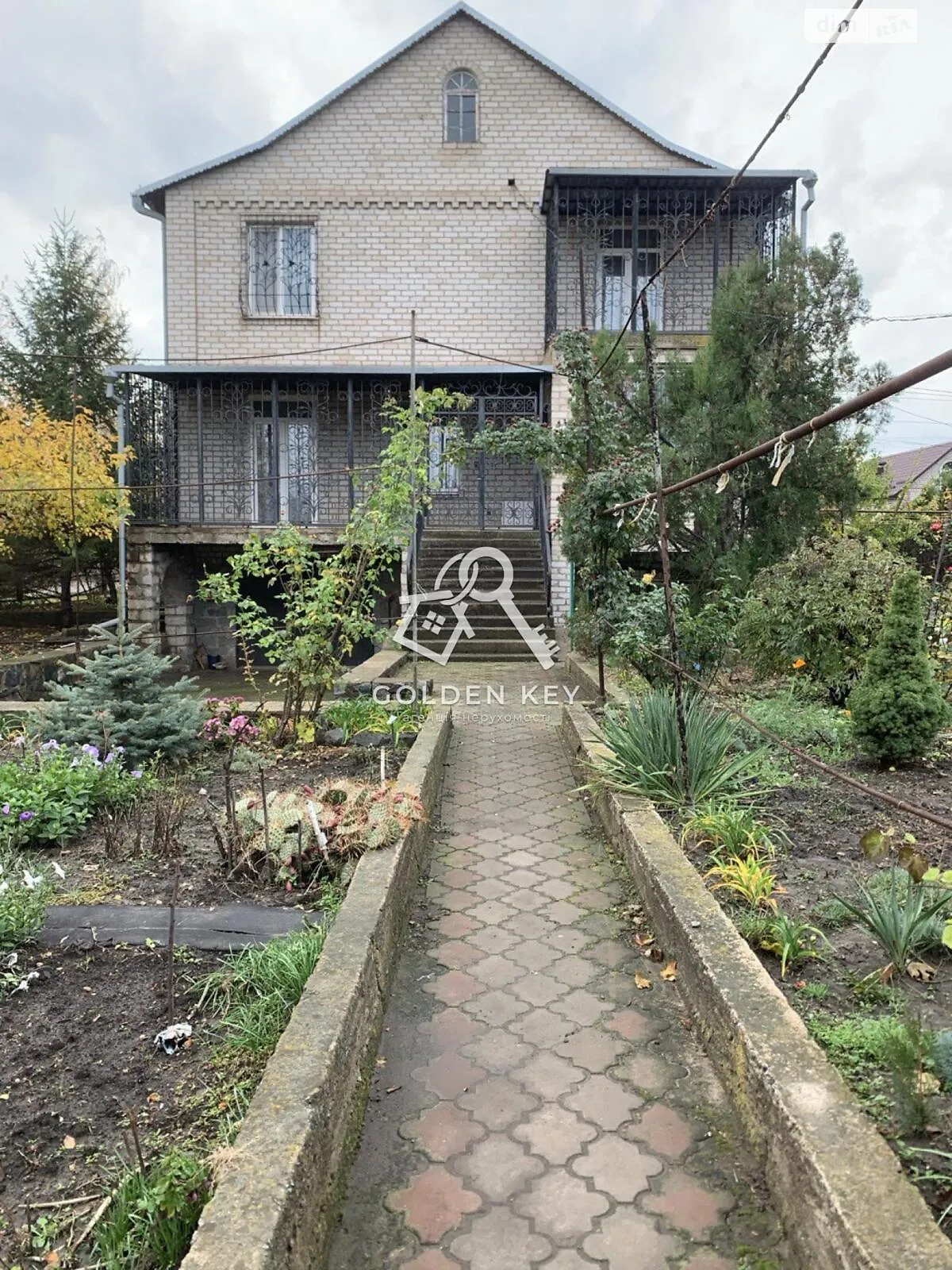 Продается дом на 2 этажа 307 кв. м с мебелью, цена: 160000 $ - фото 1