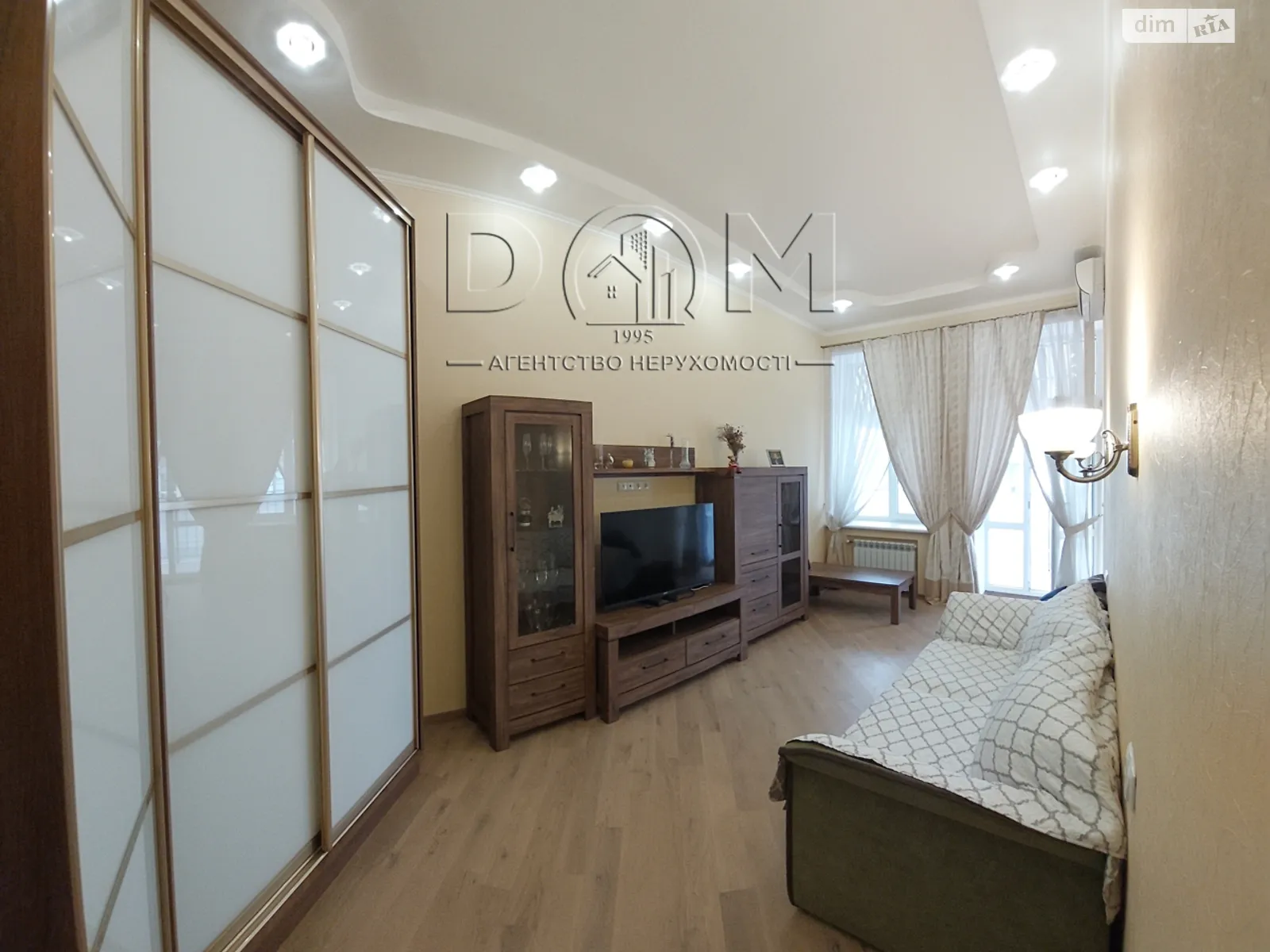 Продається 2-кімнатна квартира 55.3 кв. м у Києві, вул. Михайлівська, 22Б - фото 1