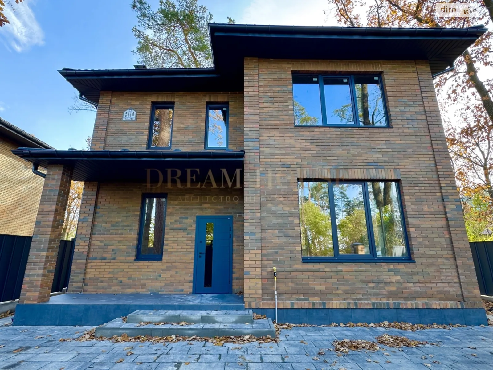 Продается дом на 2 этажа 130 кв. м с участком, цена: 190000 $ - фото 1