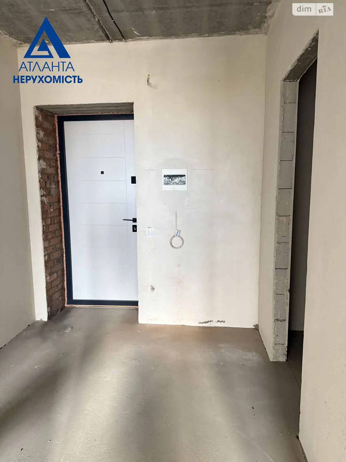 1-кімнатна квартира 49.5 кв. м у Луцьку, просп. Відродження - фото 1