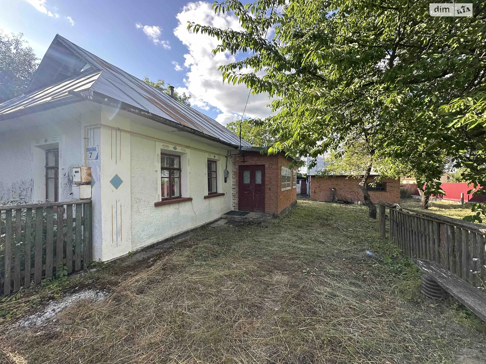 Продается одноэтажный дом 81 кв. м с гаражом, цена: 25000 $ - фото 1