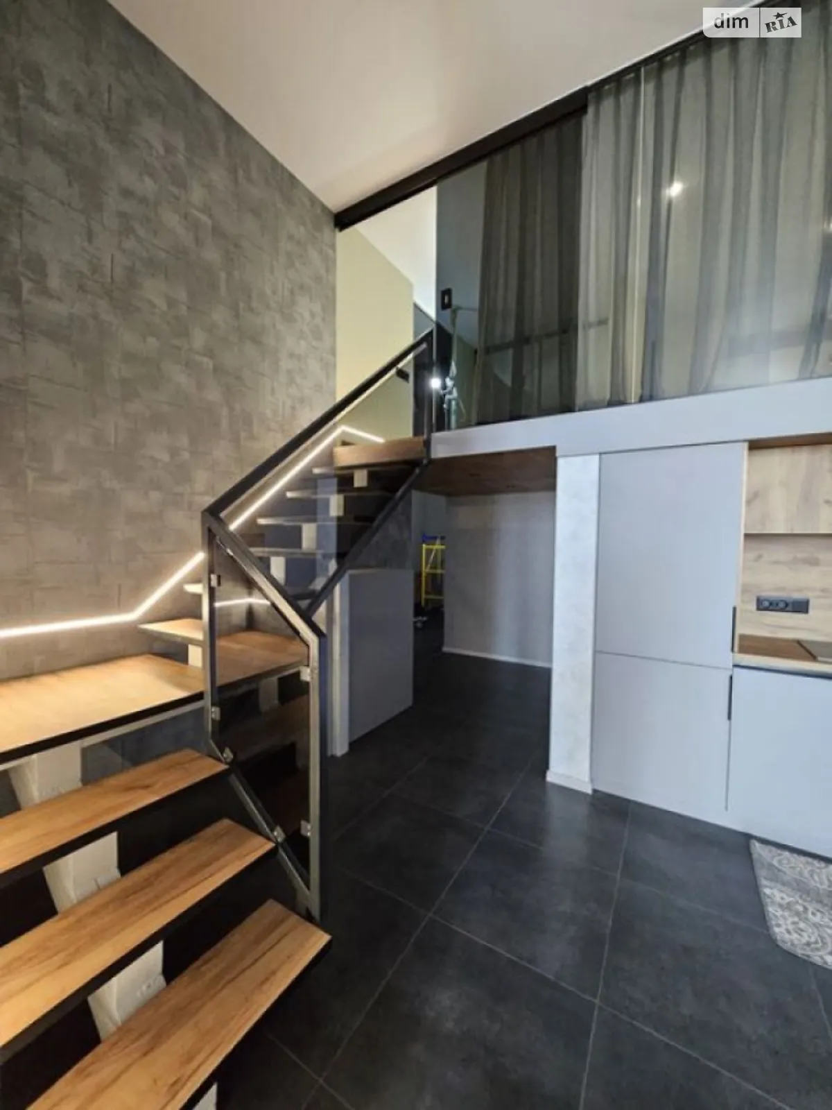 Продается 3-комнатная квартира 132 кв. м в Черкассах, ул. Гоголя - фото 1