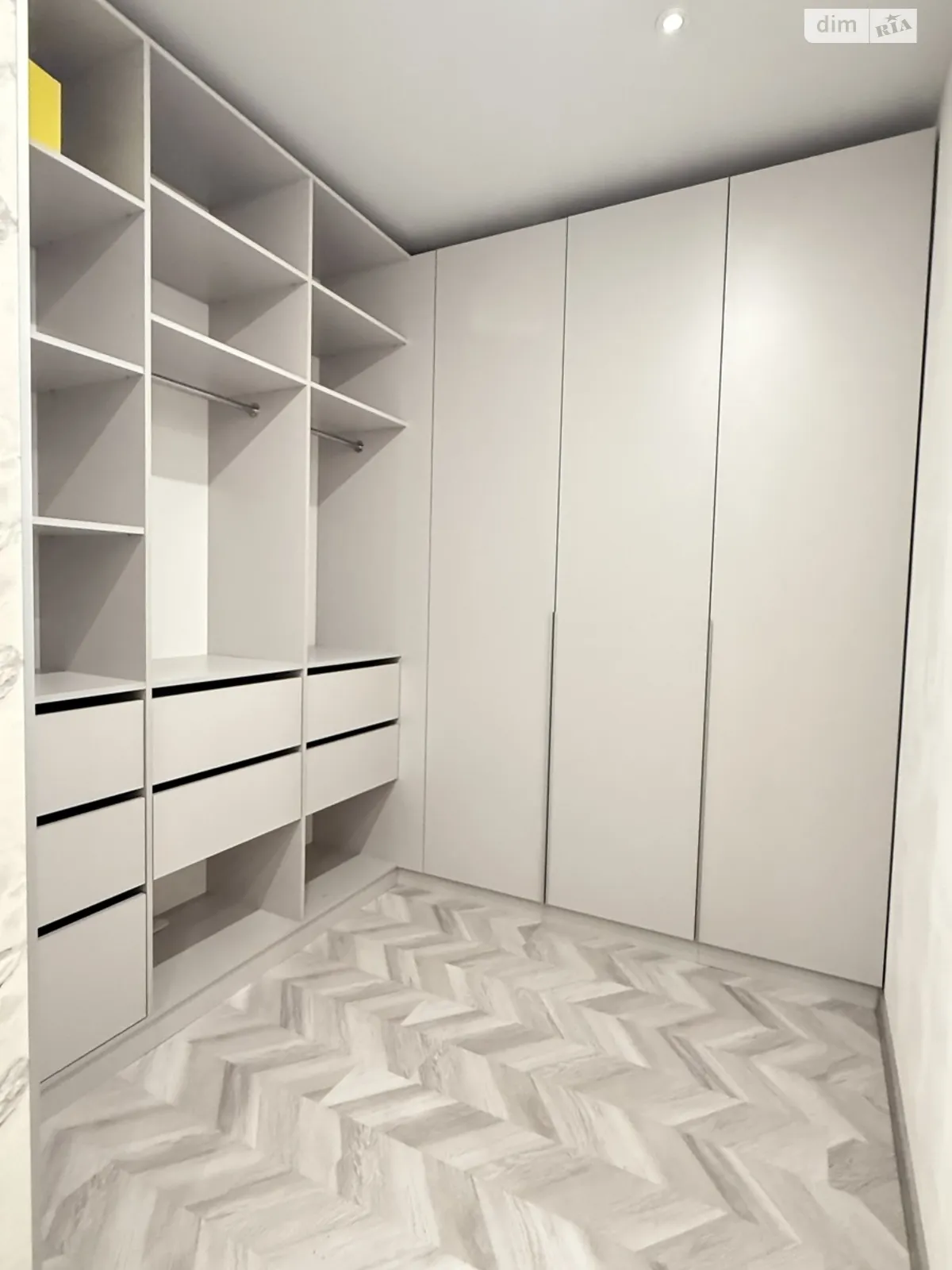 Сдается в аренду 1-комнатная квартира 43 кв. м в Одессе, пер. Курортный, 1Б - фото 1