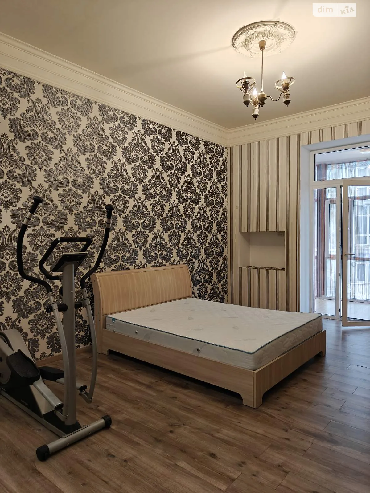 Здається в оренду 2-кімнатна квартира 64 кв. м у Одесі, вул. Польська, 17 - фото 1