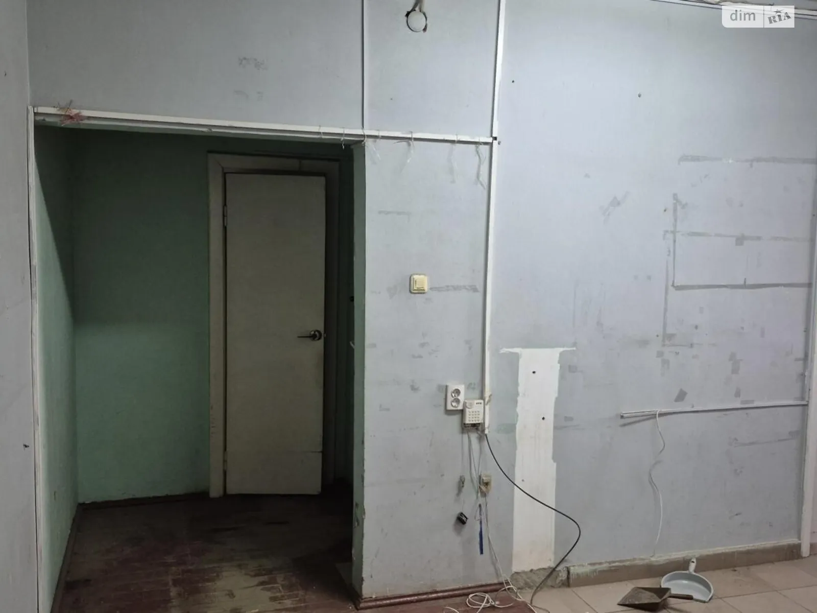 Продается 1-комнатная квартира 34.6 кв. м в Ужгороде, ул. Панькевича, 77 - фото 1