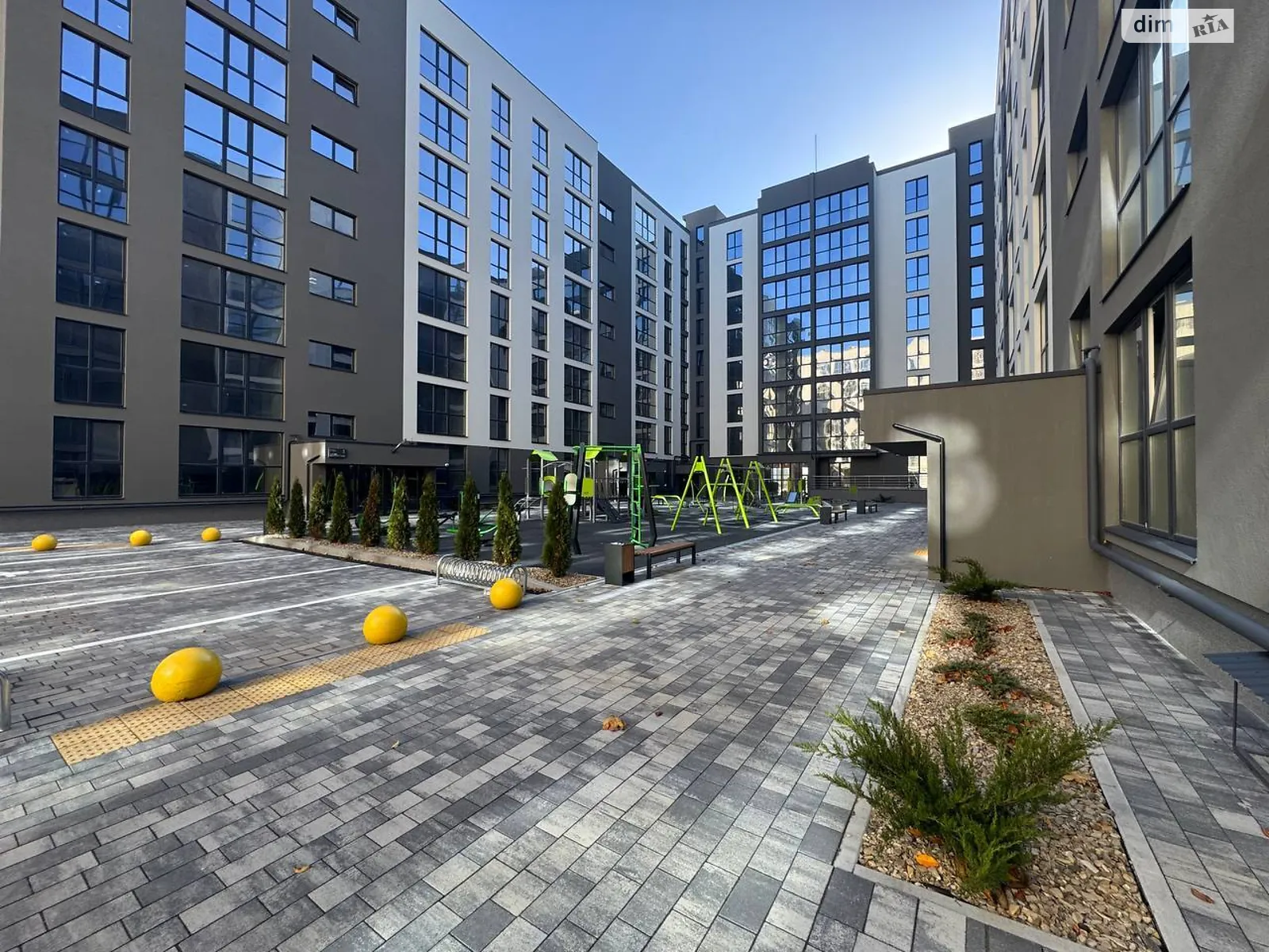 Продається 2-кімнатна квартира 69 кв. м у Винниках, вул. Лісна, 1 - фото 1