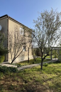 Продаж приватних будинків в Україні Куплю приватний будинок без посередників