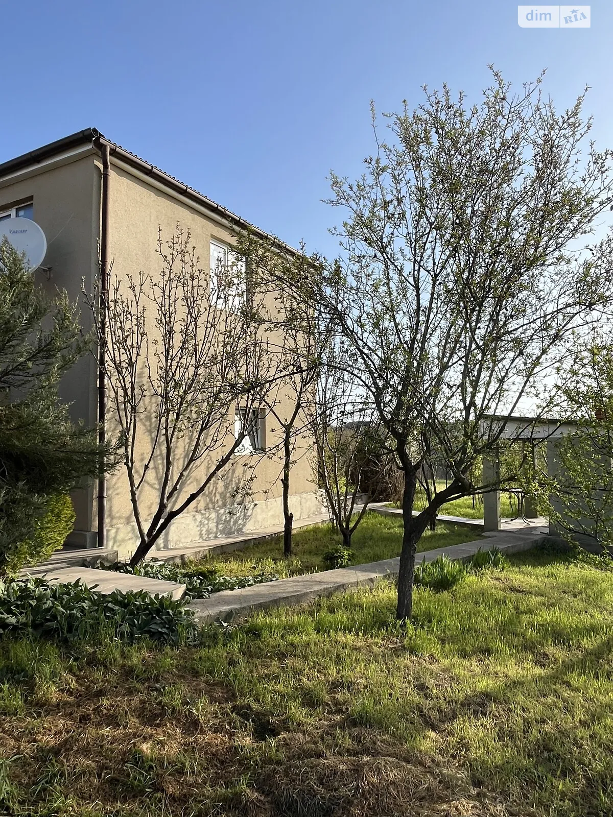 Продается дом на 2 этажа 130 кв. м с подвалом, цена: 28000 $ - фото 1