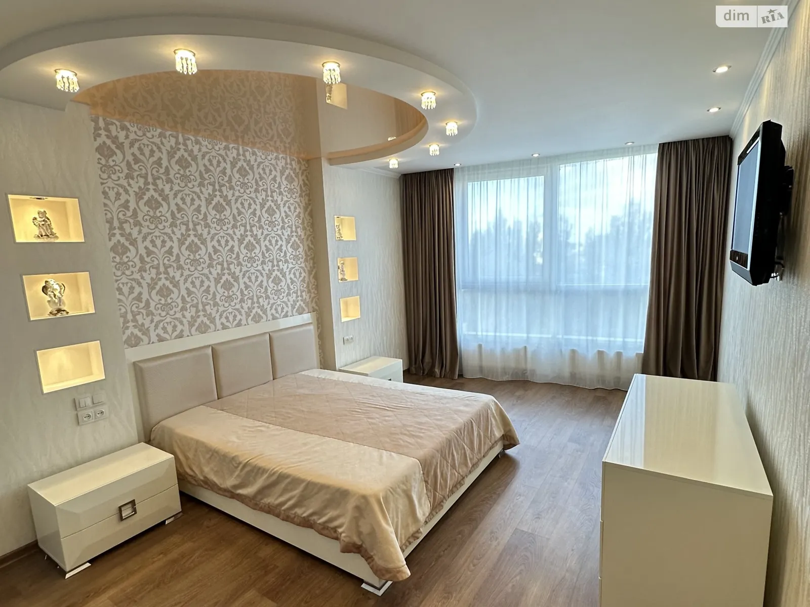 Сдается в аренду 2-комнатная квартира 85.4 кв. м в Киеве, пер. Коломыйский, 17/31А - фото 1