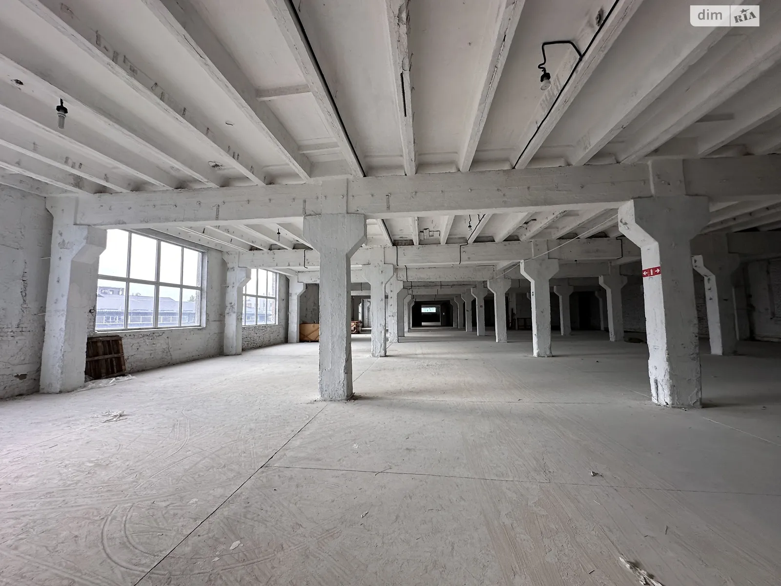 Сдается в аренду помещения свободного назначения 6000 кв. м в 4-этажном здании, цена: 240000 грн - фото 1