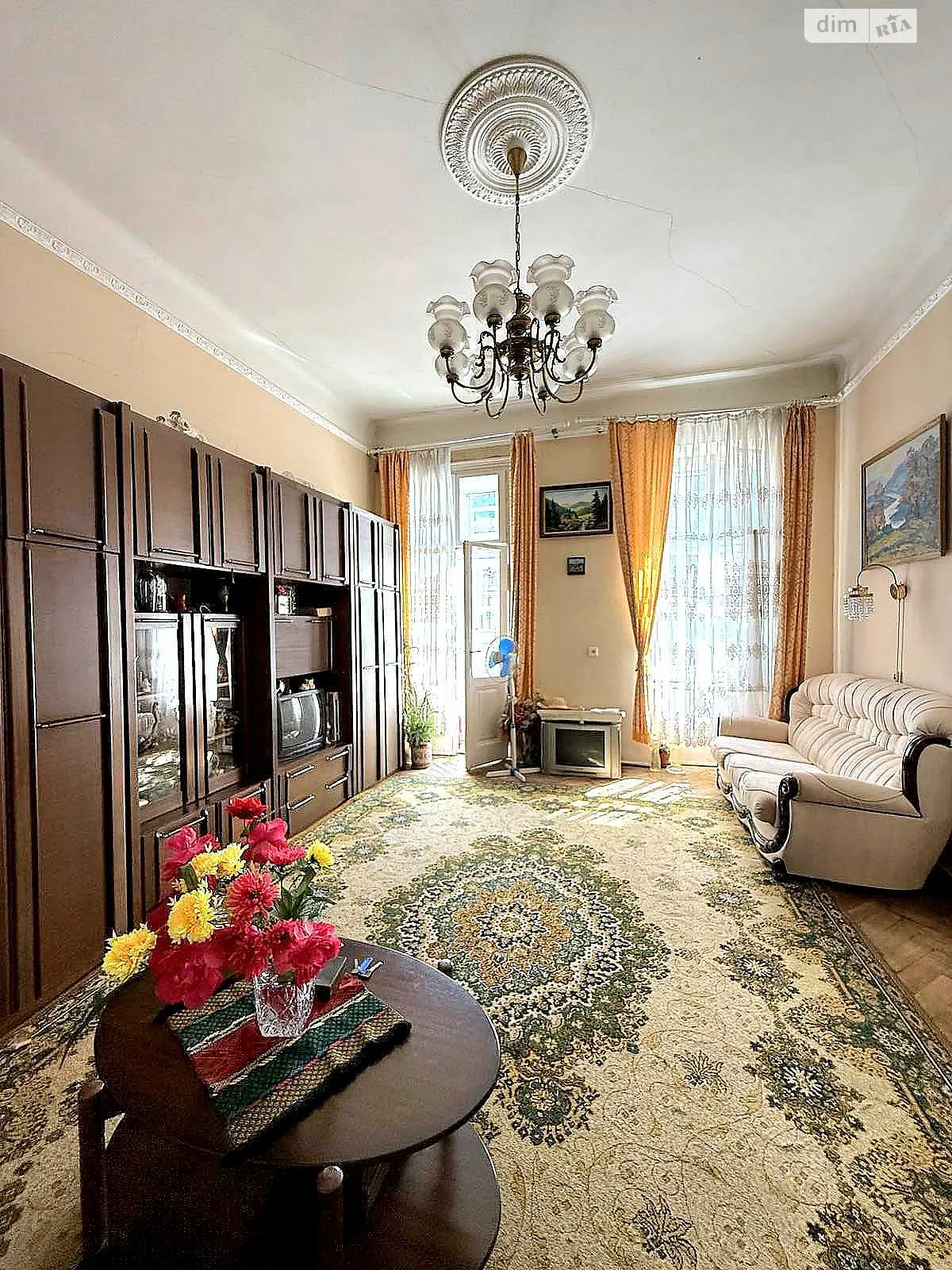 Продается 3-комнатная квартира 83 кв. м в Львове, ул. Верхратского, 3 - фото 1