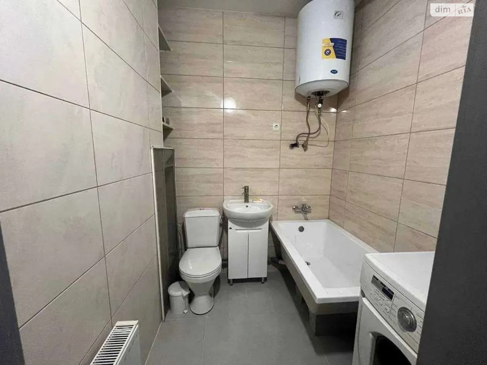 Сдается в аренду 2-комнатная квартира 45 кв. м в Одессе, ул. Академика Заболотного, 1/2 - фото 1