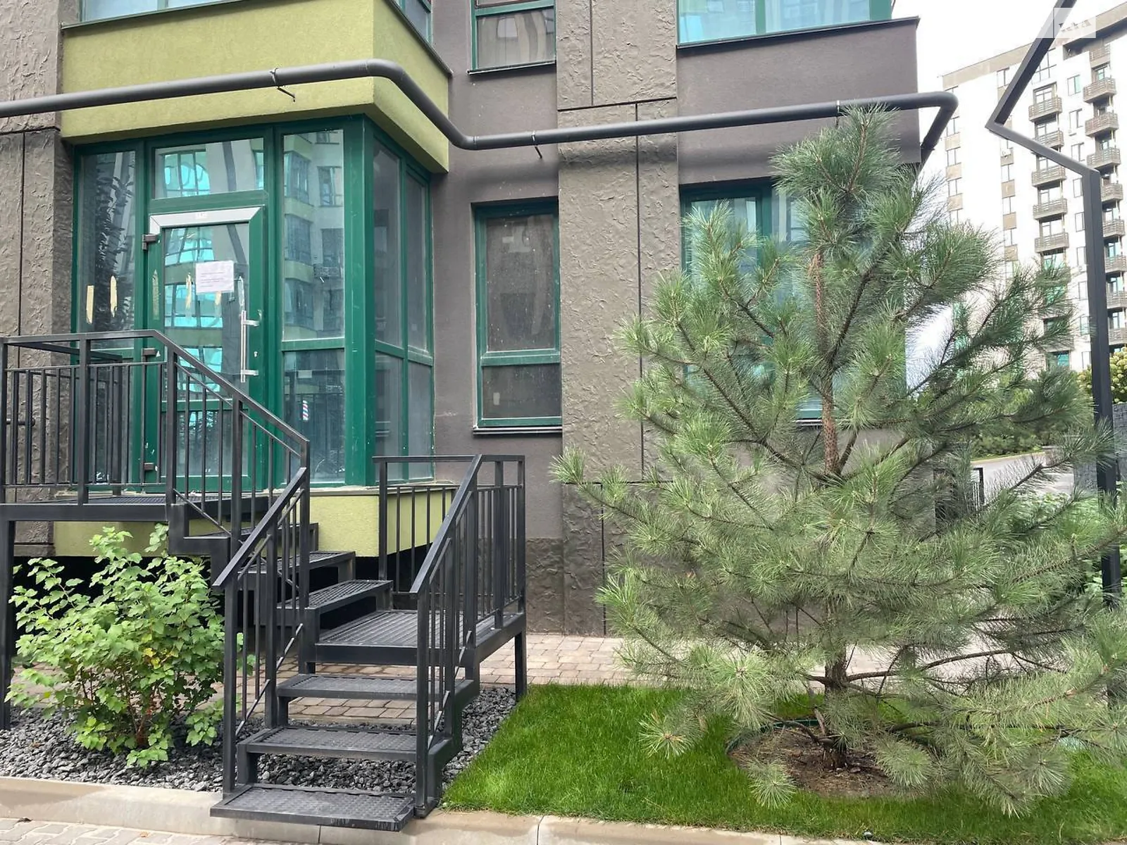 Здається в оренду приміщення вільного призначення 41 кв. м в 10-поверховій будівлі, цена: 14000 грн - фото 1