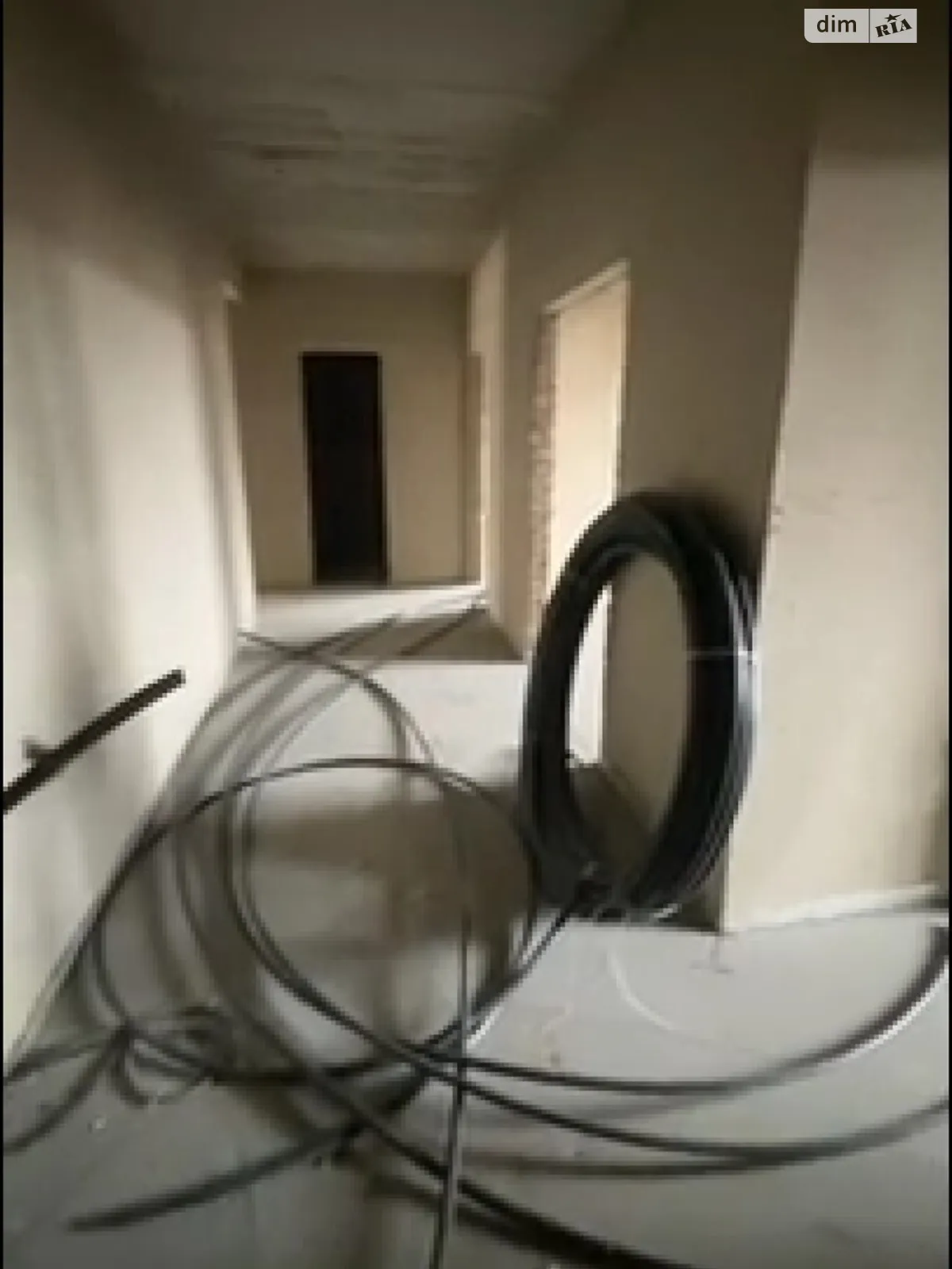 Продается 3-комнатная квартира 76 кв. м в Буче, ул. Горской, 2 - фото 1