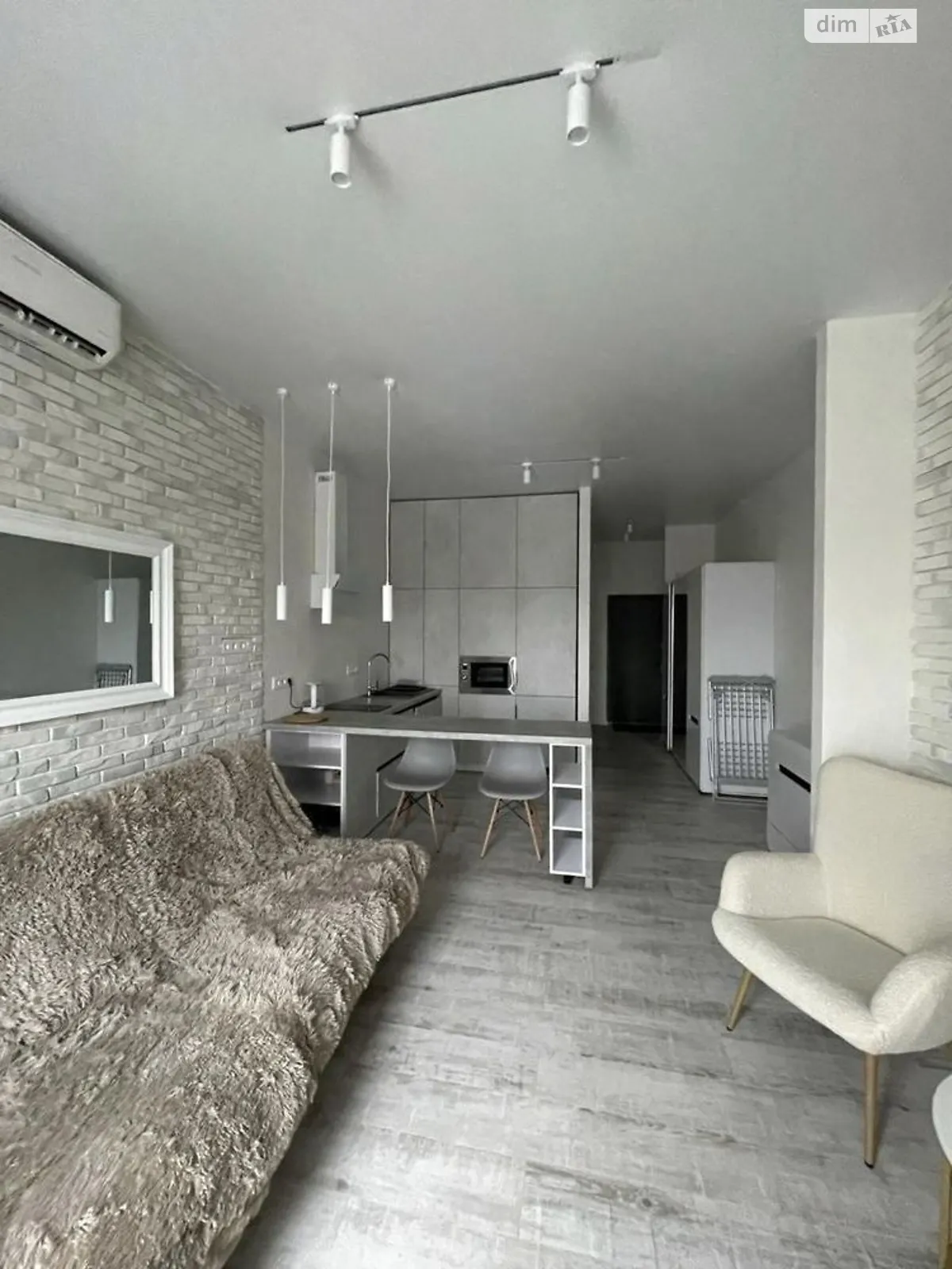 Сдается в аренду 1-комнатная квартира 31 кв. м в Днепре, ул. Набережная Победы, 9Б - фото 1