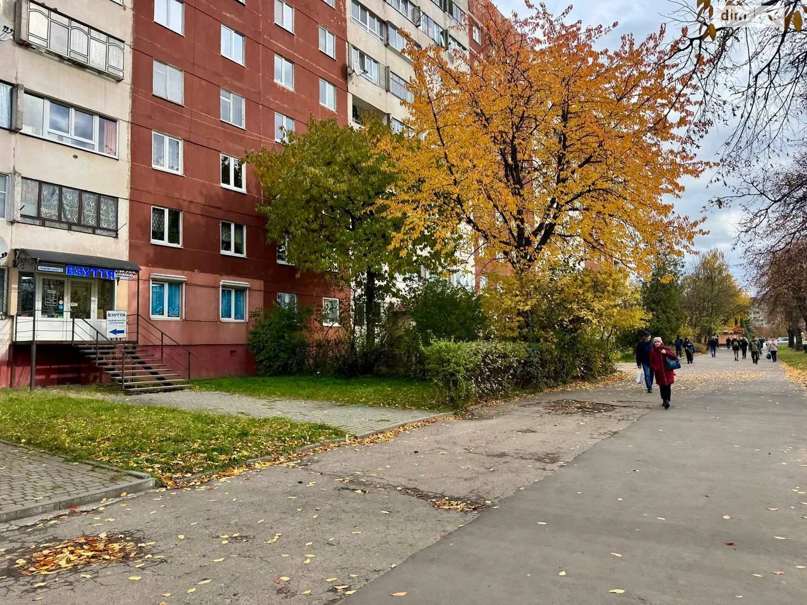 Сдается в аренду помещения свободного назначения 48 кв. м в 9-этажном здании, цена: 30000 грн - фото 1