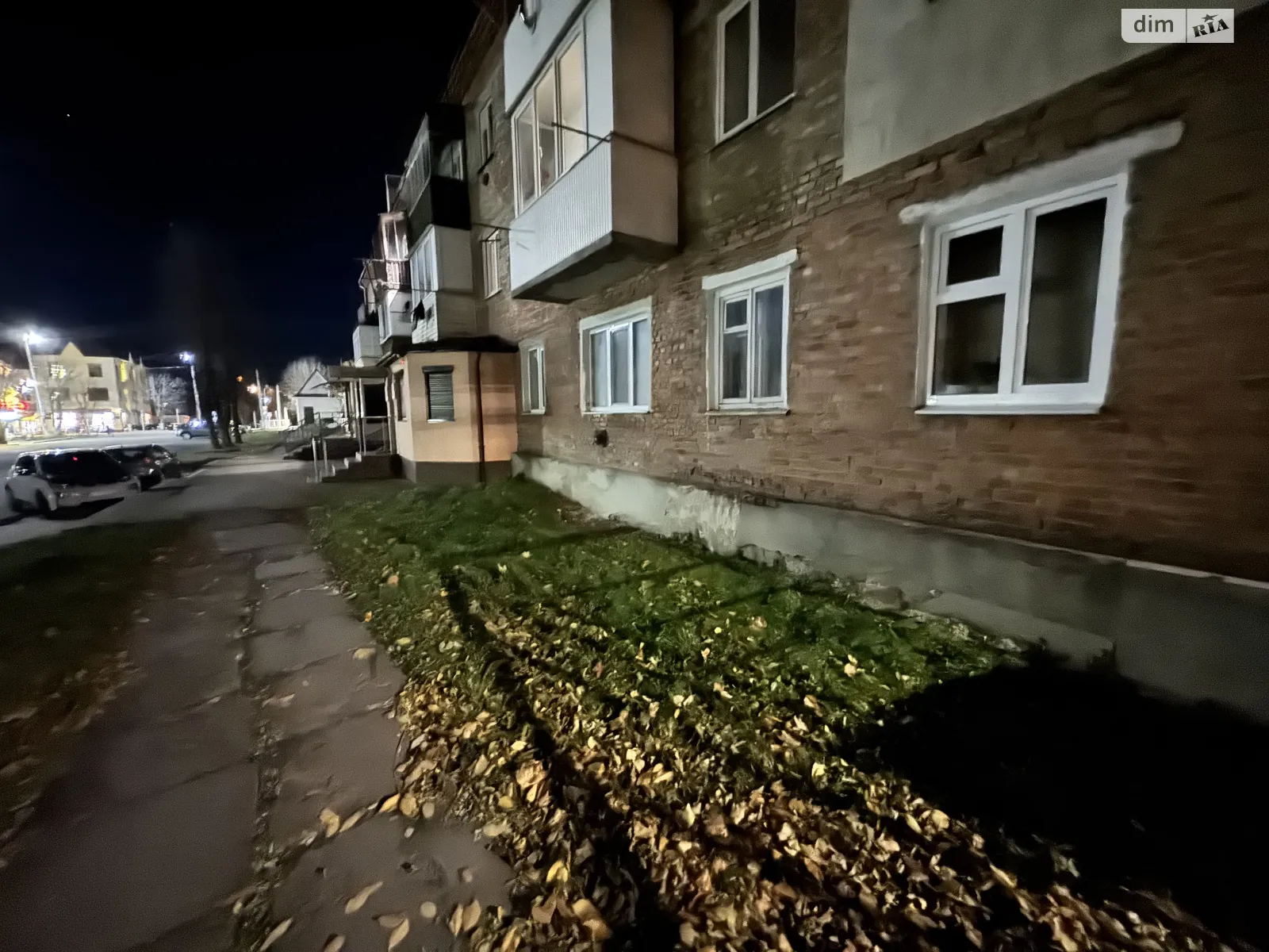 Продається 3-кімнатна квартира 56 кв. м у Долині, Героїв майдану, 10 - фото 1