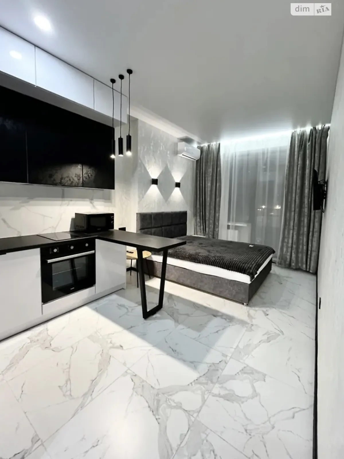 Сдается в аренду 1-комнатная квартира 24.7 кв. м в Одессе, ул. Генуэзская, 1Е корпус 2 - фото 1