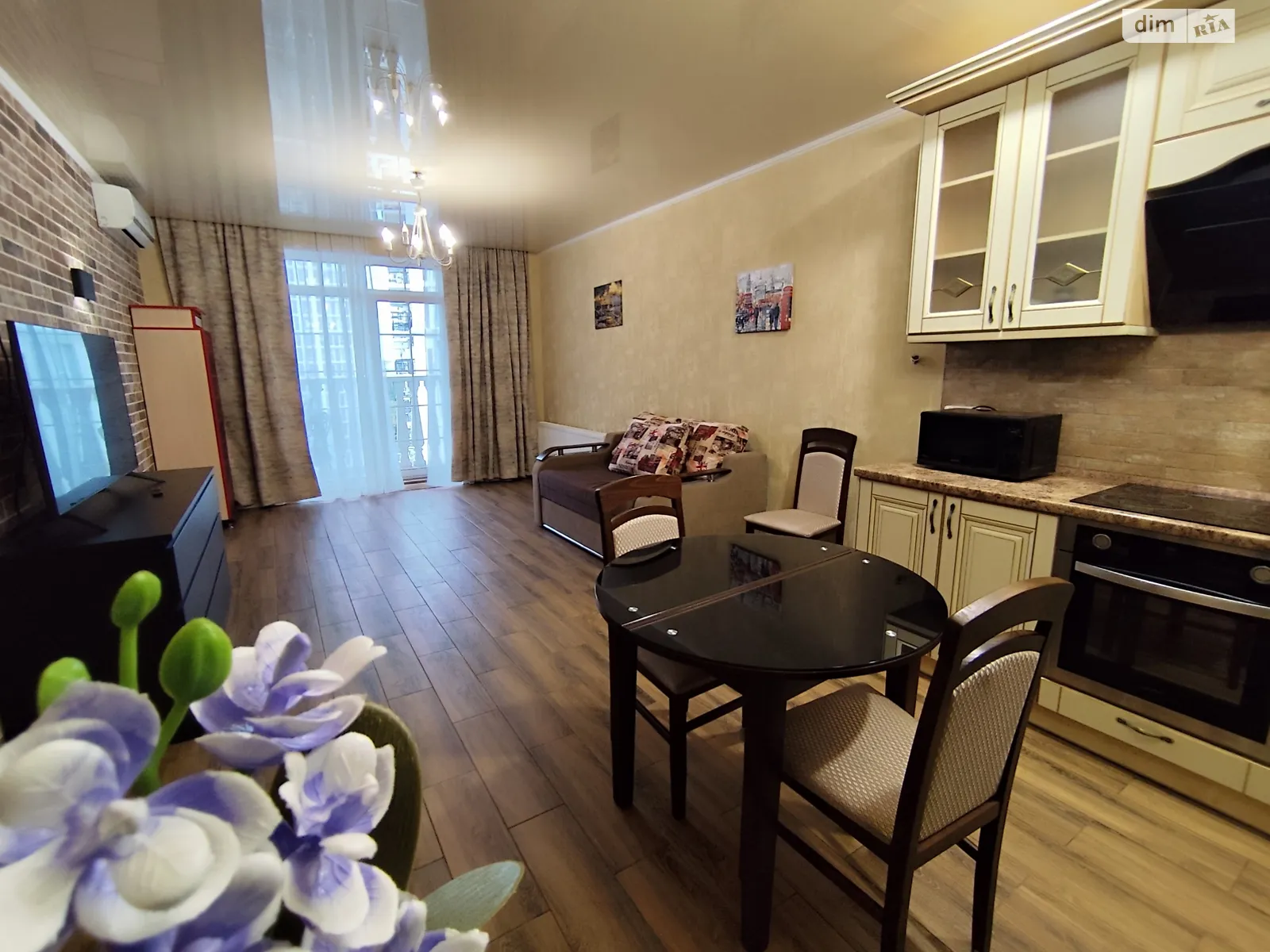 Здається в оренду 1-кімнатна квартира 37 кв. м у Києві, вул. Михайла Максимовича, 26 - фото 1