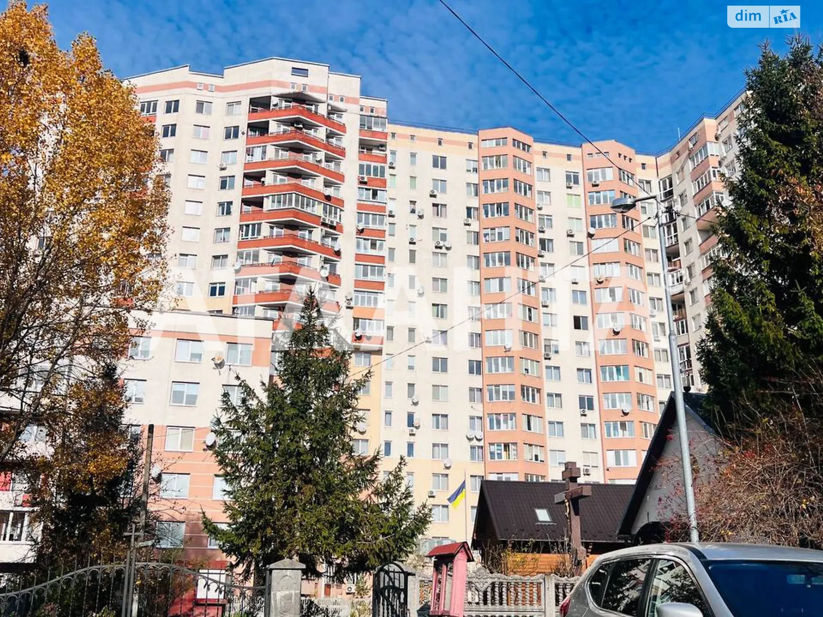 Продается 2-комнатная квартира 67 кв. м в Львове, ул. Панча Петра - фото 1