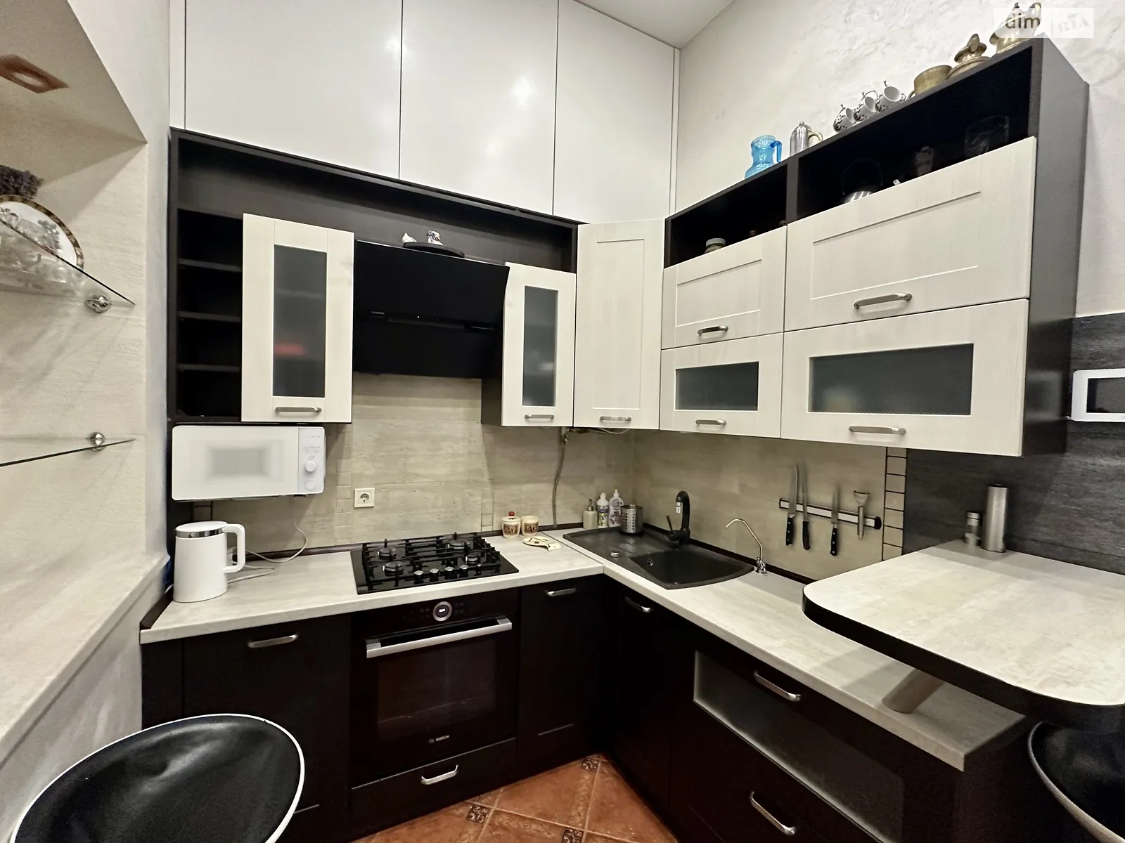 Здається в оренду 2-кімнатна квартира 52 кв. м у Львові, вул. Тарнавського Генерала - фото 1