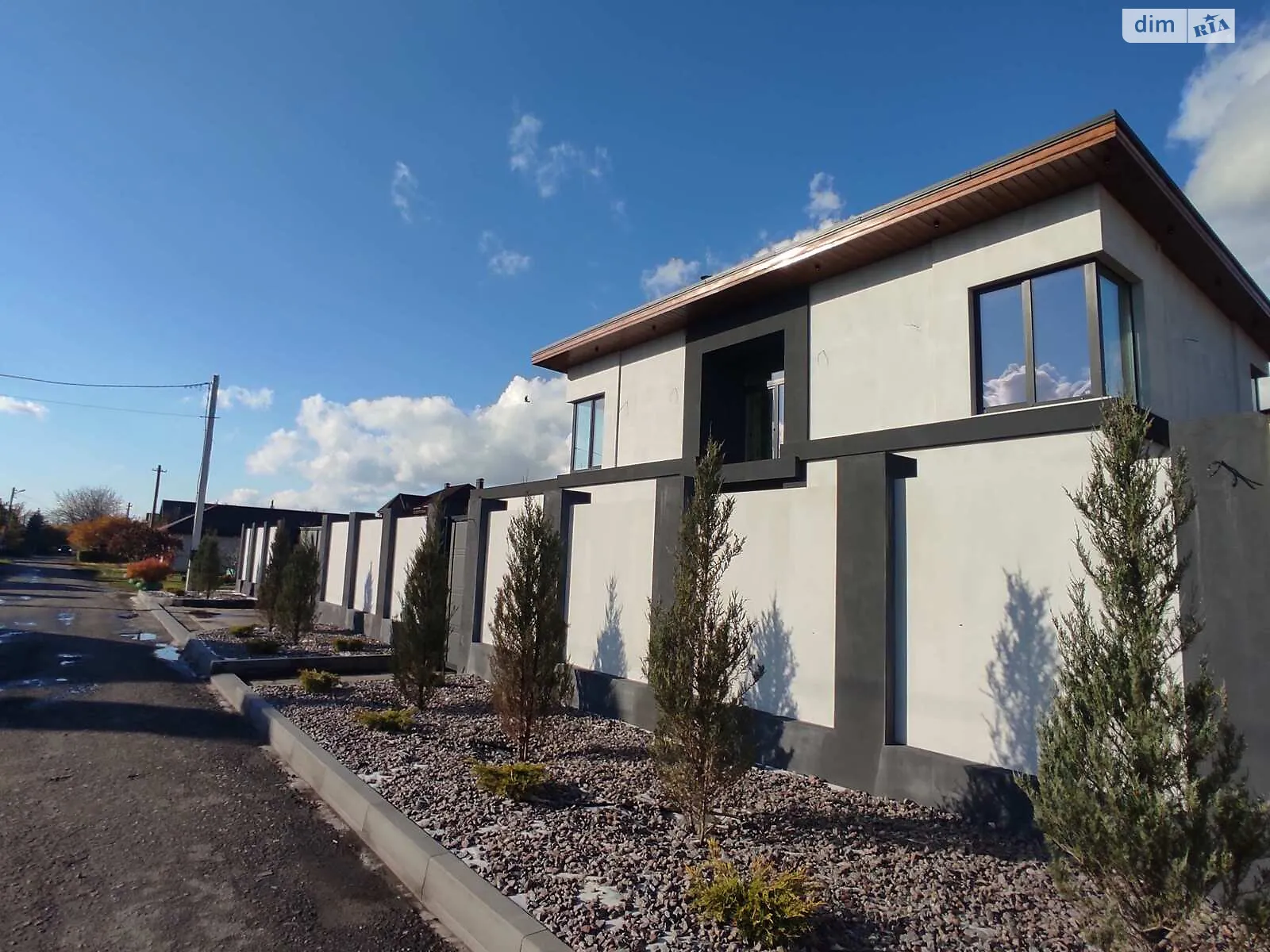 Продается дом на 2 этажа 200 кв. м с мебелью, цена: 250000 $ - фото 1