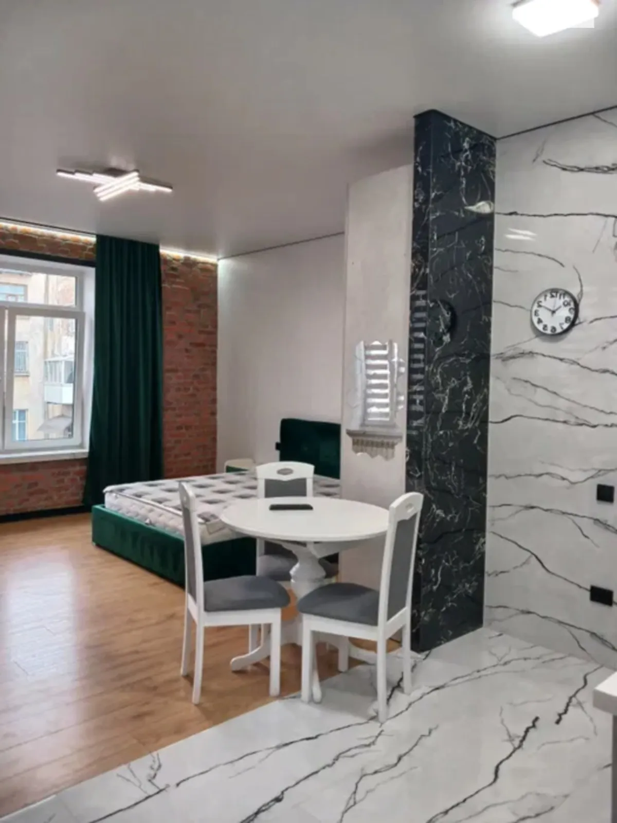 Здається в оренду 1-кімнатна квартира 40 кв. м у Львові, вул. Староєврейська, 11 - фото 1