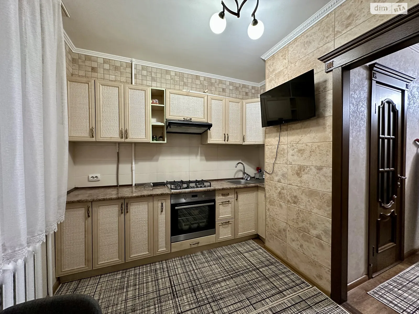 Продается 1-комнатная квартира 34.5 кв. м в Ровно, ул. Кулика и Гудачека(Макарова), 46 - фото 1