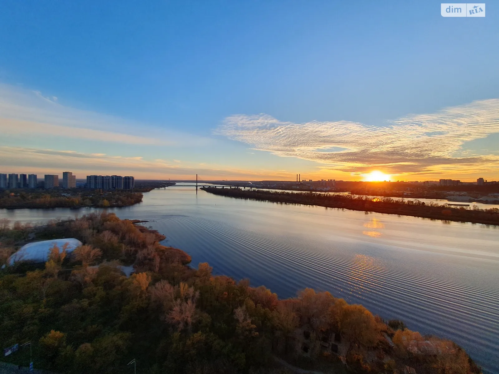 Продается 3-комнатная квартира 89.3 кв. м в Киеве, наб. Днепровская, 15К - фото 1