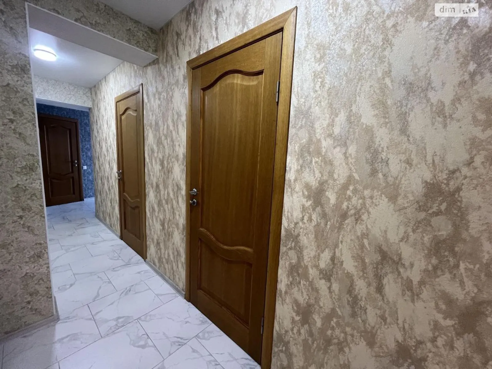 Здається в оренду одноповерховий будинок 70 кв. м з садом, цена: 20000 грн - фото 1