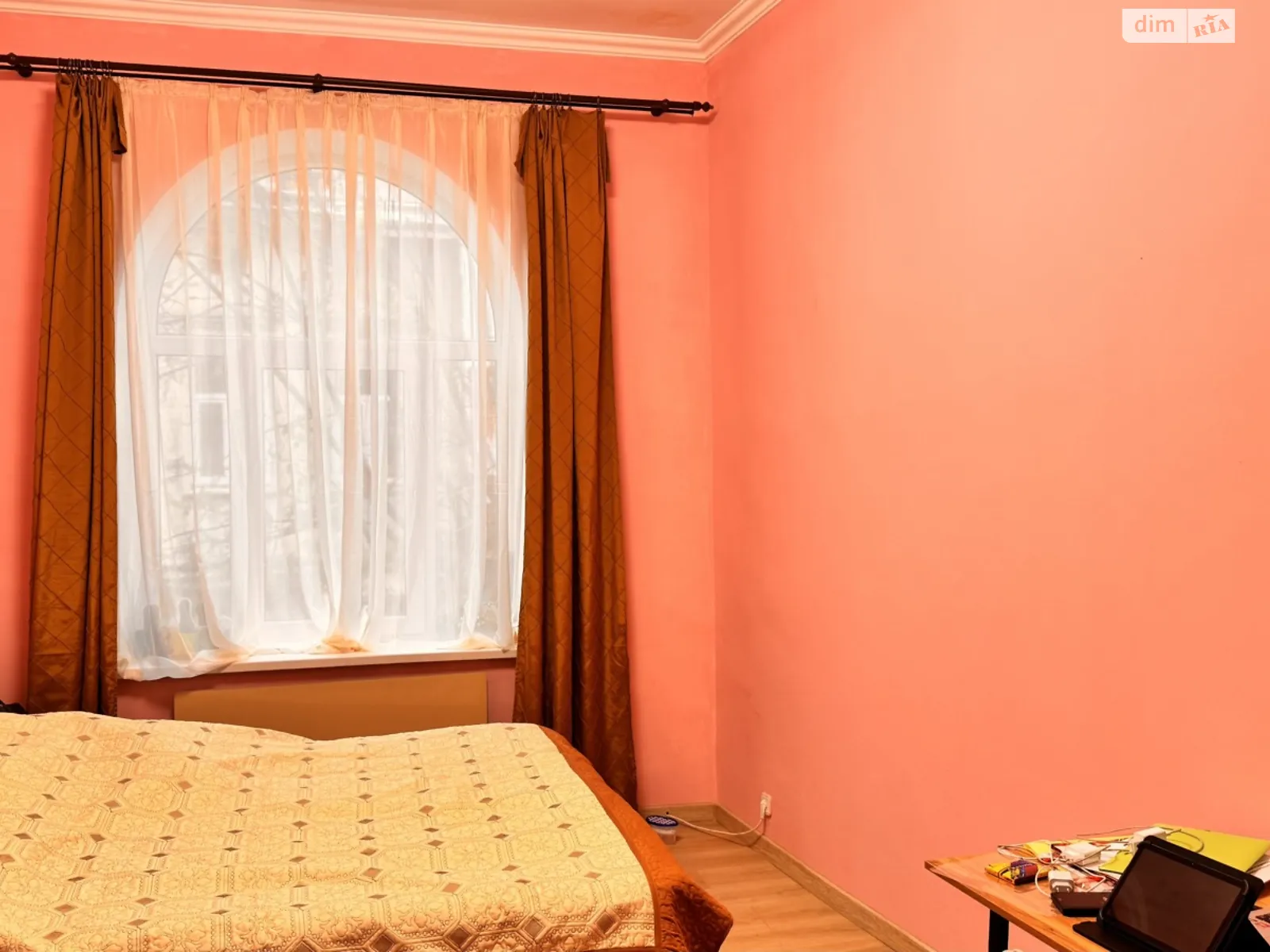 Продается 2-комнатная квартира 43 кв. м в Львове, ул. Михновских Братьев, 33 - фото 1