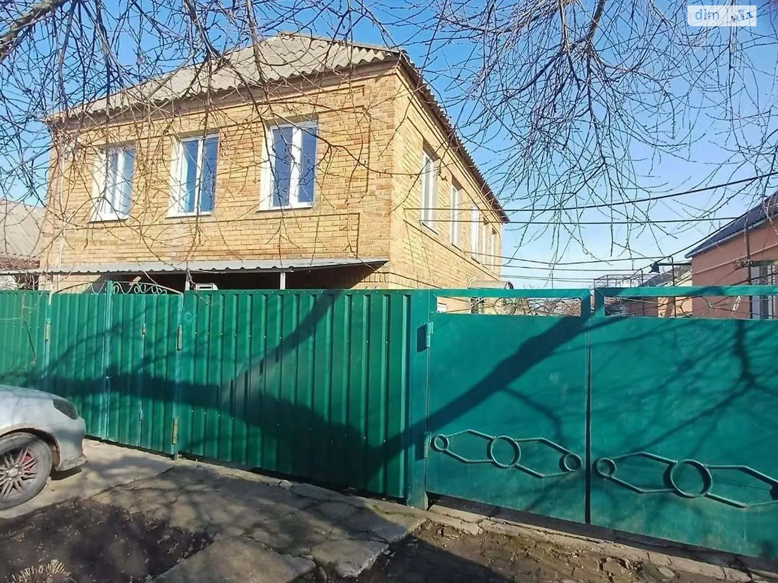 Продается дом на 2 этажа 121.4 кв. м с гаражом, цена: 25000 $ - фото 1