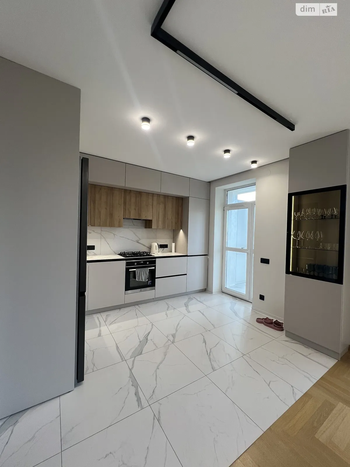 Продается 3-комнатная квартира 78 кв. м в Давыдове, цена: 122000 $ - фото 1