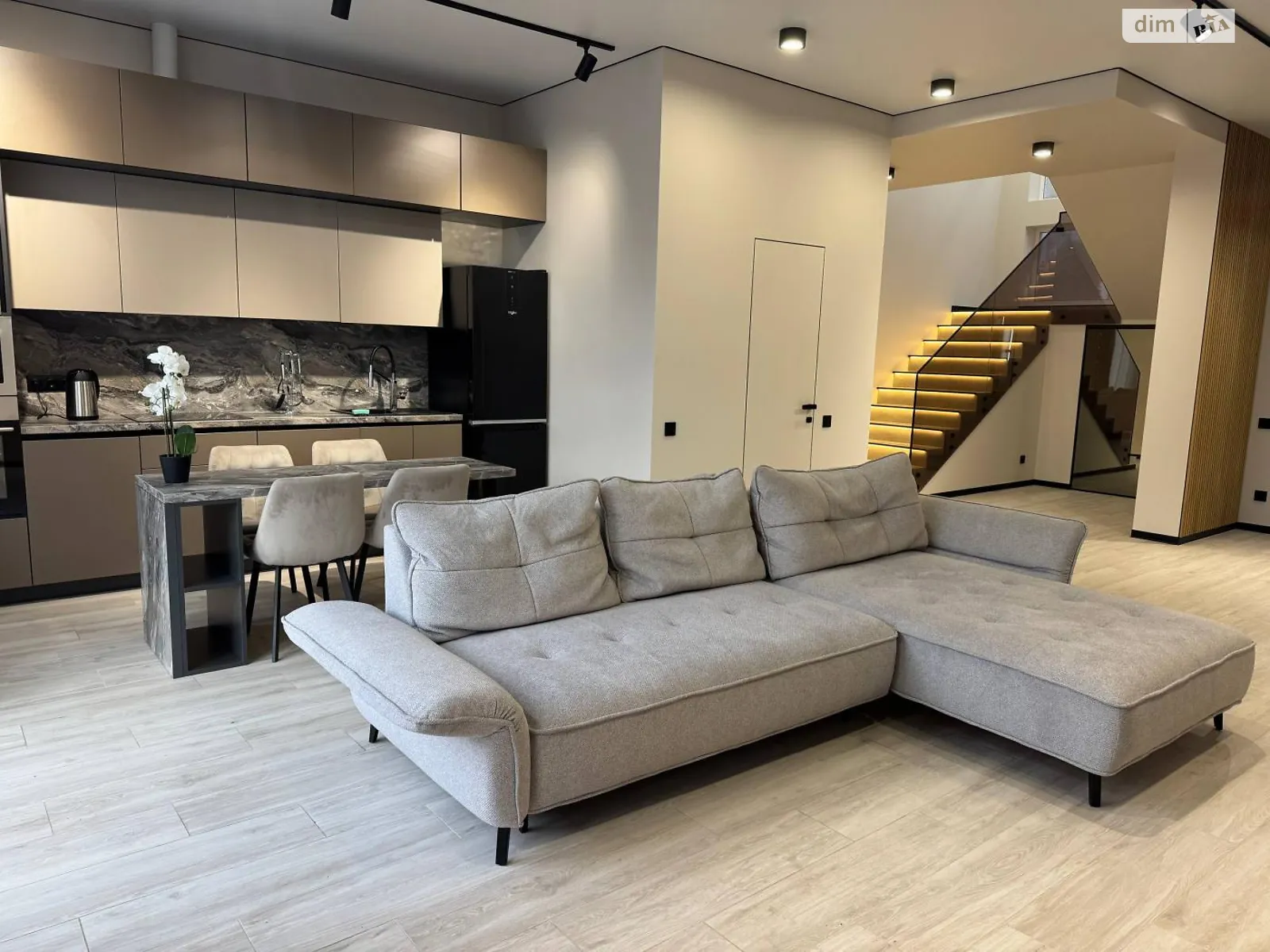 вул. Виноградна Осокорки Київ ЖК Osocor House, цена: 2000 $ - фото 1